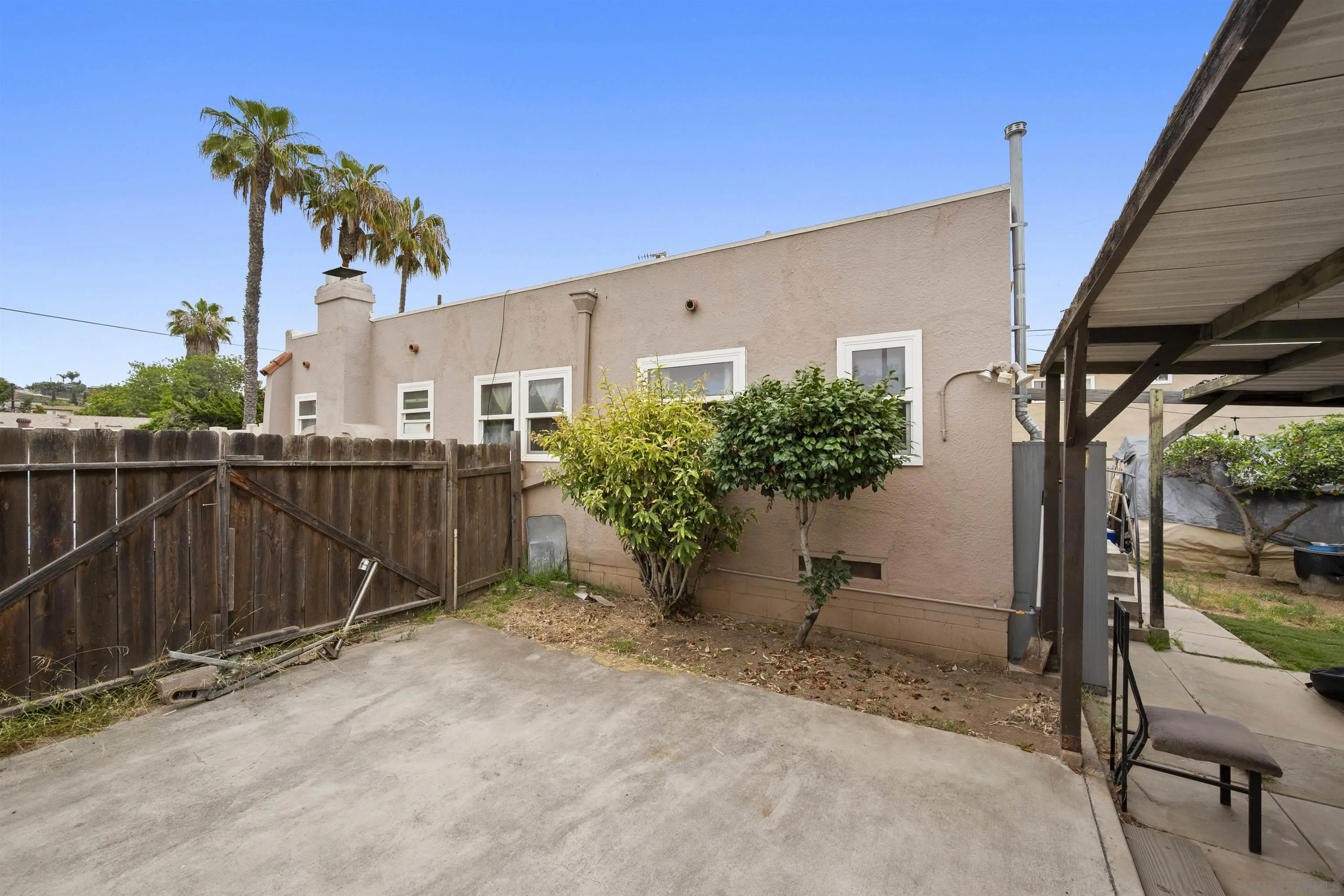 https://cdn.realtyfeed.com/cdn/127/250032533/d6cd025b0b8f052cfa5f4b76f5bc9121.webp