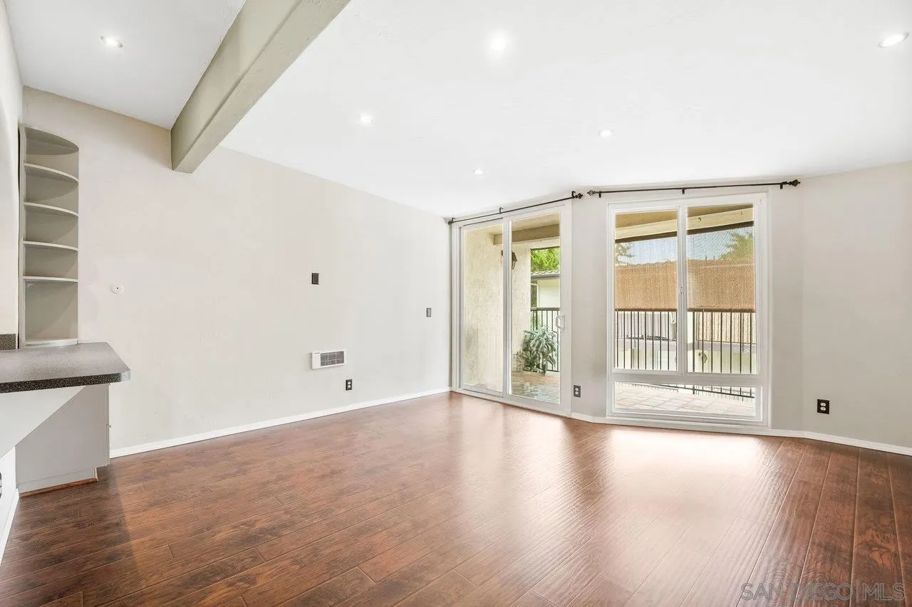 Photo #11: 250032541 Listing: Photo #11