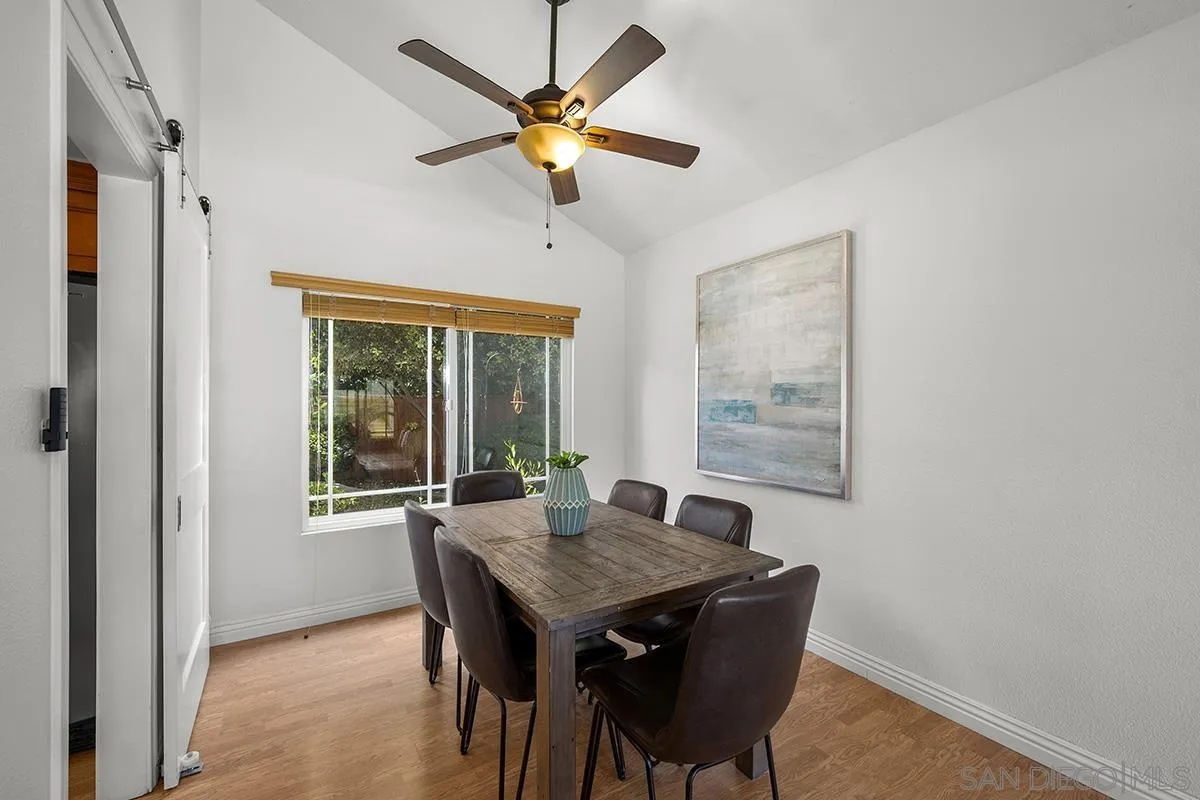 https://cdn.realtyfeed.com/cdn/127/250032570/6490306f3f2a4b2f5ad6ab5cda37eb16.webp