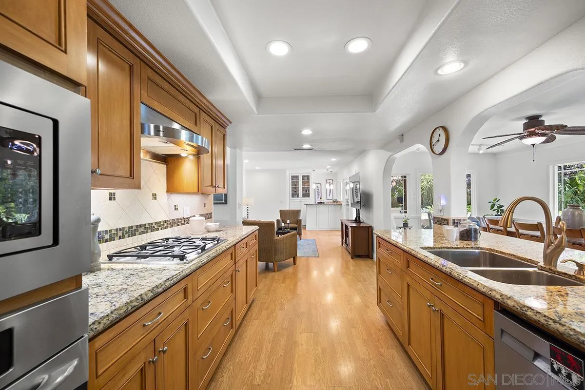 https://cdn.realtyfeed.com/cdn/127/250032570/833756996cfb64c881ba86dc02c95520.webp