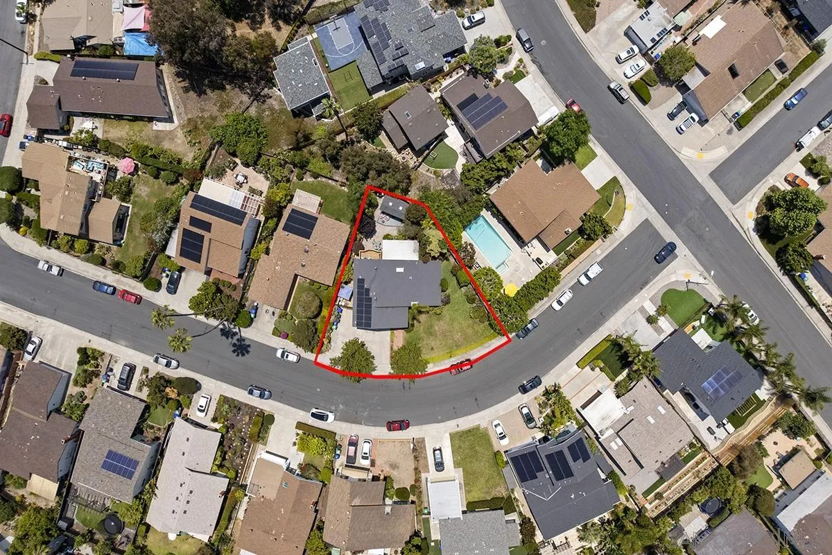 https://cdn.realtyfeed.com/cdn/127/250032570/b44fecaa1c6acb51af410b1fd45744a9.webp