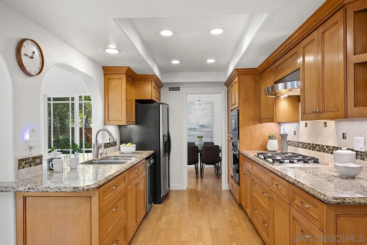 https://cdn.realtyfeed.com/cdn/127/250032570/c40e93879ae0477430c9fa3fcccb34ee.webp