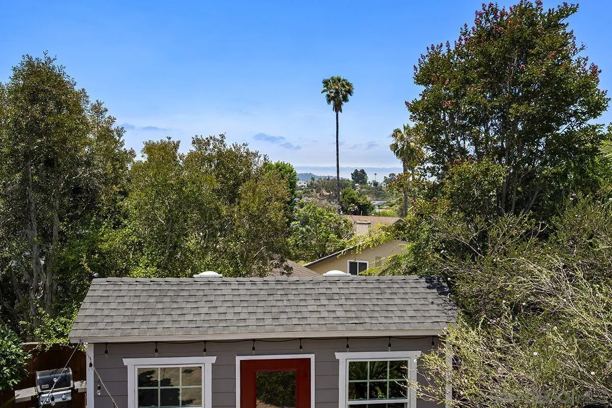 https://cdn.realtyfeed.com/cdn/127/250032570/dc071d90780bf93b298fa9d940343e04.webp