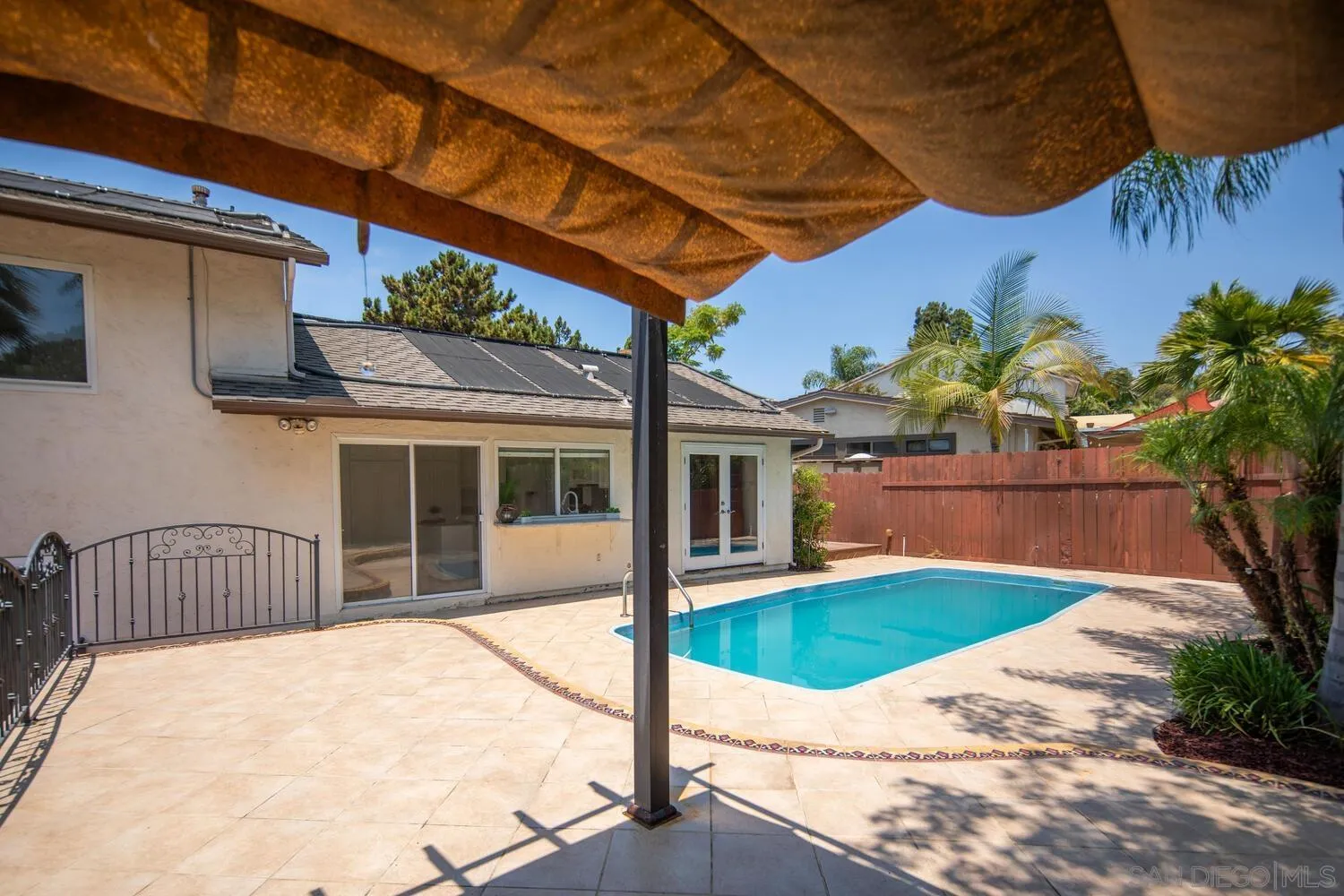 https://cdn.realtyfeed.com/cdn/127/250032580/38cff705a11b59b2635c5e20f74d3cb0.webp