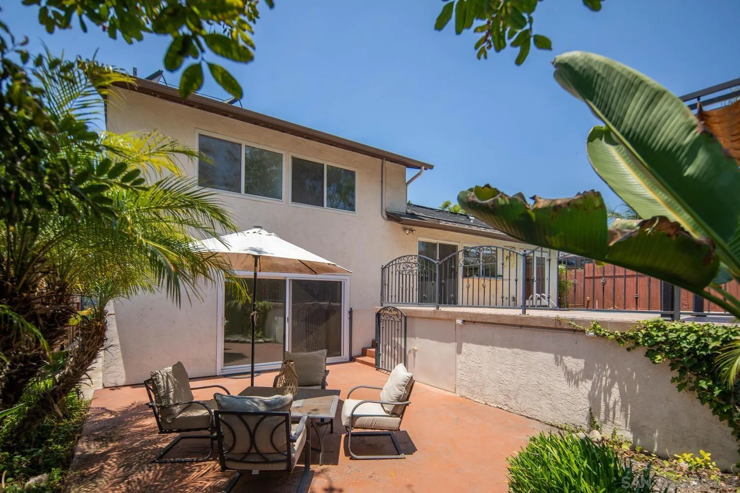 https://cdn.realtyfeed.com/cdn/127/250032580/a4af59e7a3dec59855a9c79cf58e63c6.webp
