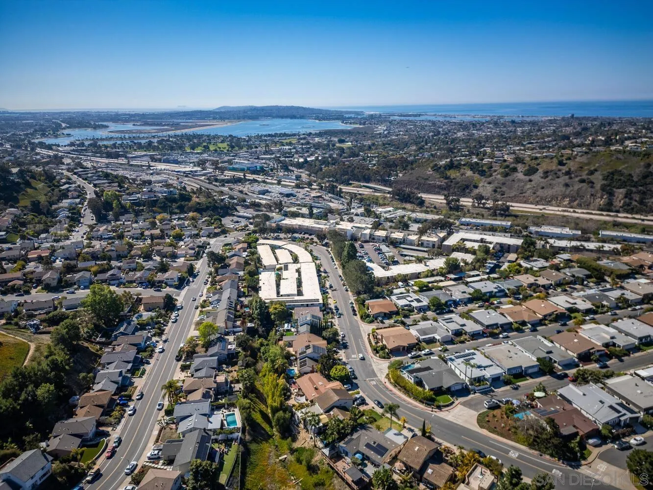 https://cdn.realtyfeed.com/cdn/127/250032580/de470b7143c4802dee4bfc4b9c6b4d05.webp