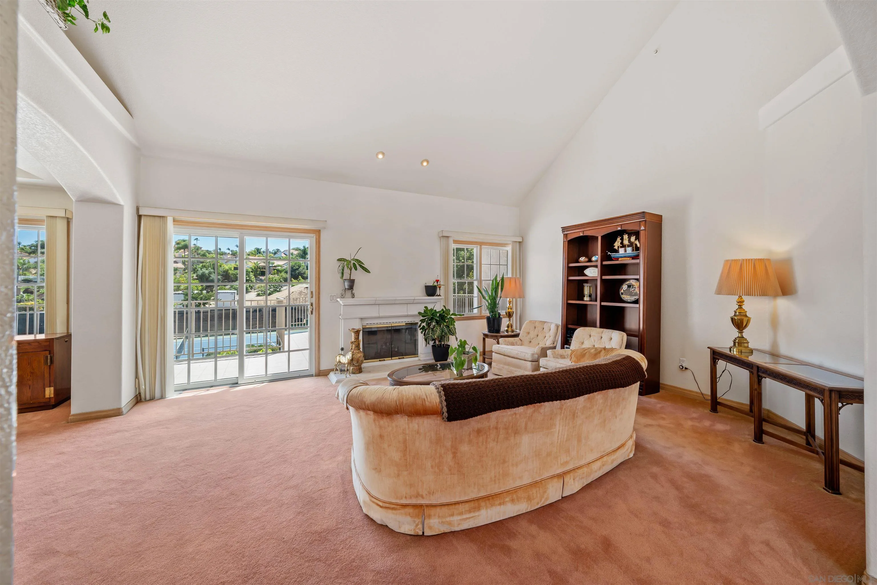 https://cdn.realtyfeed.com/cdn/127/250032587/29715f5f4f80fa19b606a82e124b267f.webp