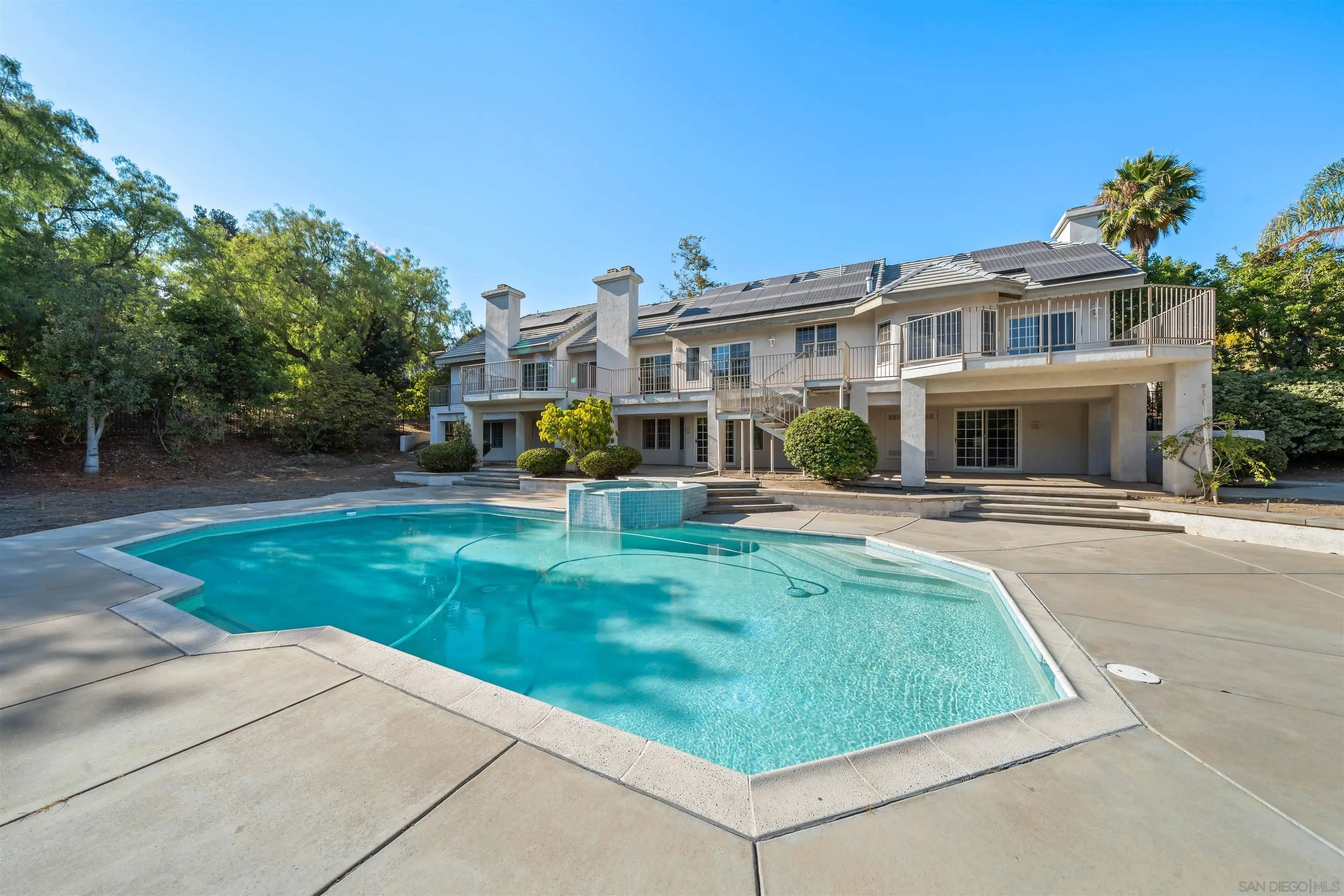 https://cdn.realtyfeed.com/cdn/127/250032587/4e32a531ae9aa1b5bdb2df054b4dc7ec.webp