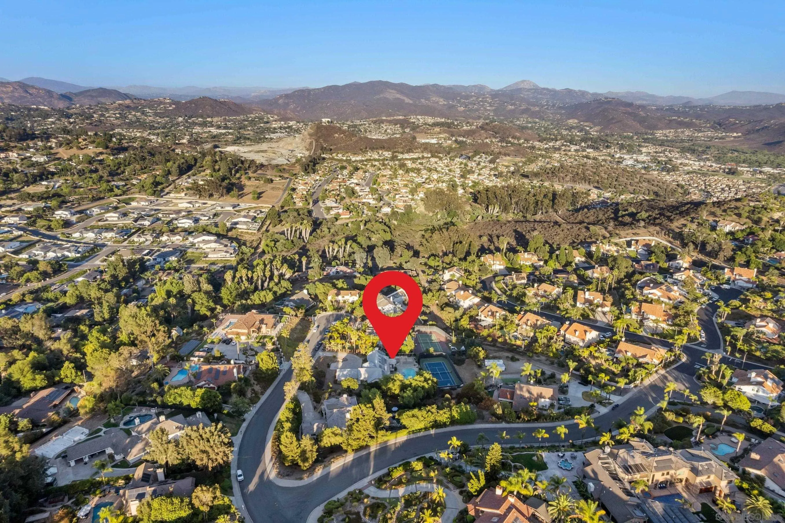 https://cdn.realtyfeed.com/cdn/127/250032587/8e09090b1031f4833b0141b209c9e70f.webp