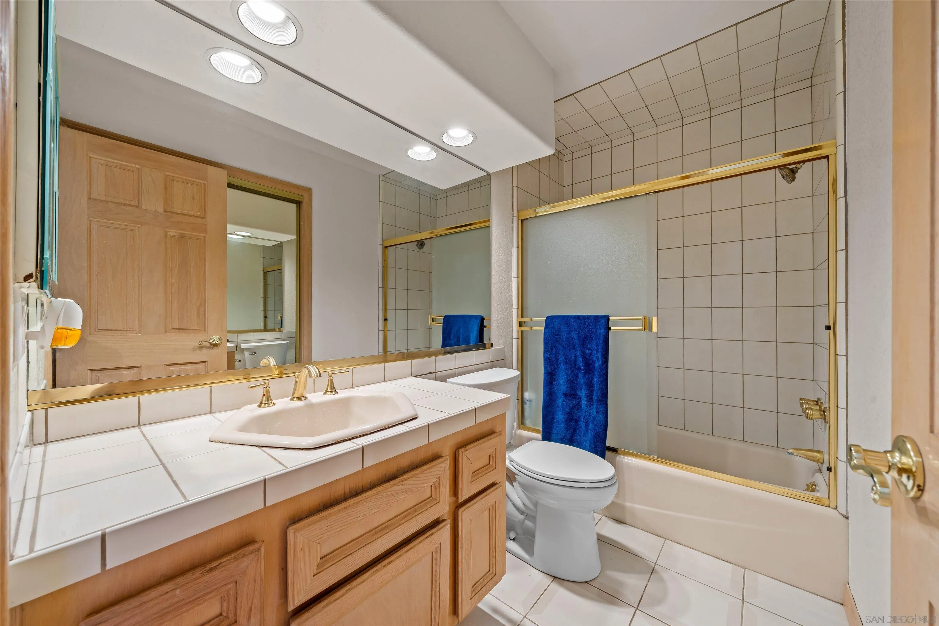 https://cdn.realtyfeed.com/cdn/127/250032587/dad9b3f1281ee08a4ccefce4b39d8613.webp