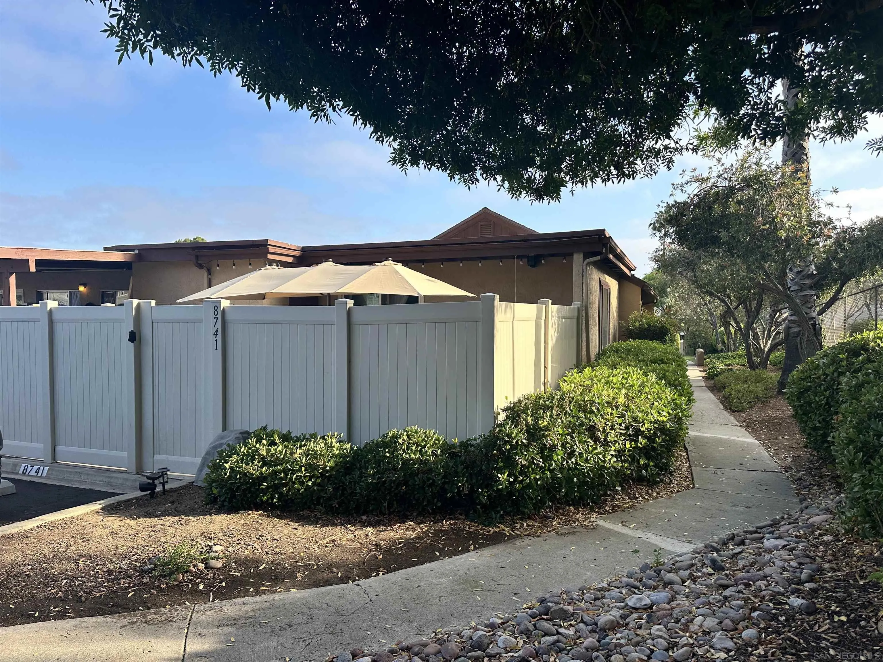 https://cdn.realtyfeed.com/cdn/127/250032593/6ad6d3b5083b82c700c6ed4a2181739c.webp