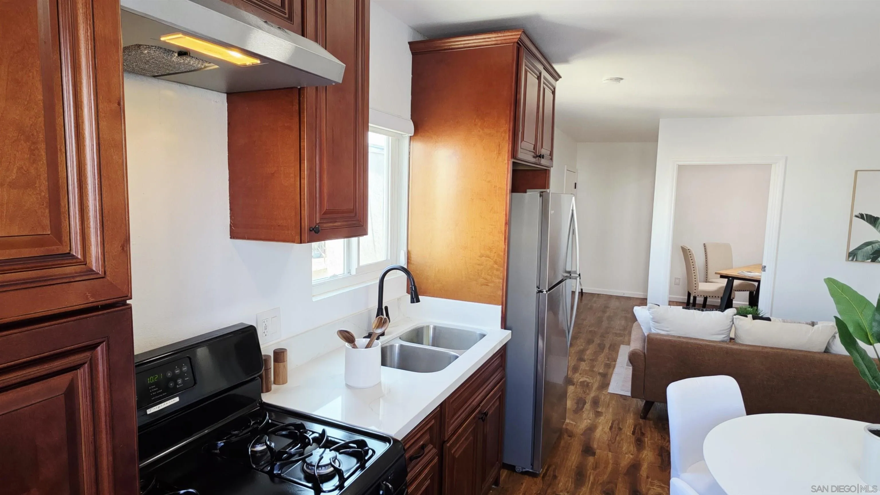 https://cdn.realtyfeed.com/cdn/127/250032598/844a2ccffbc25cf027d3b3ee6df4348c.webp