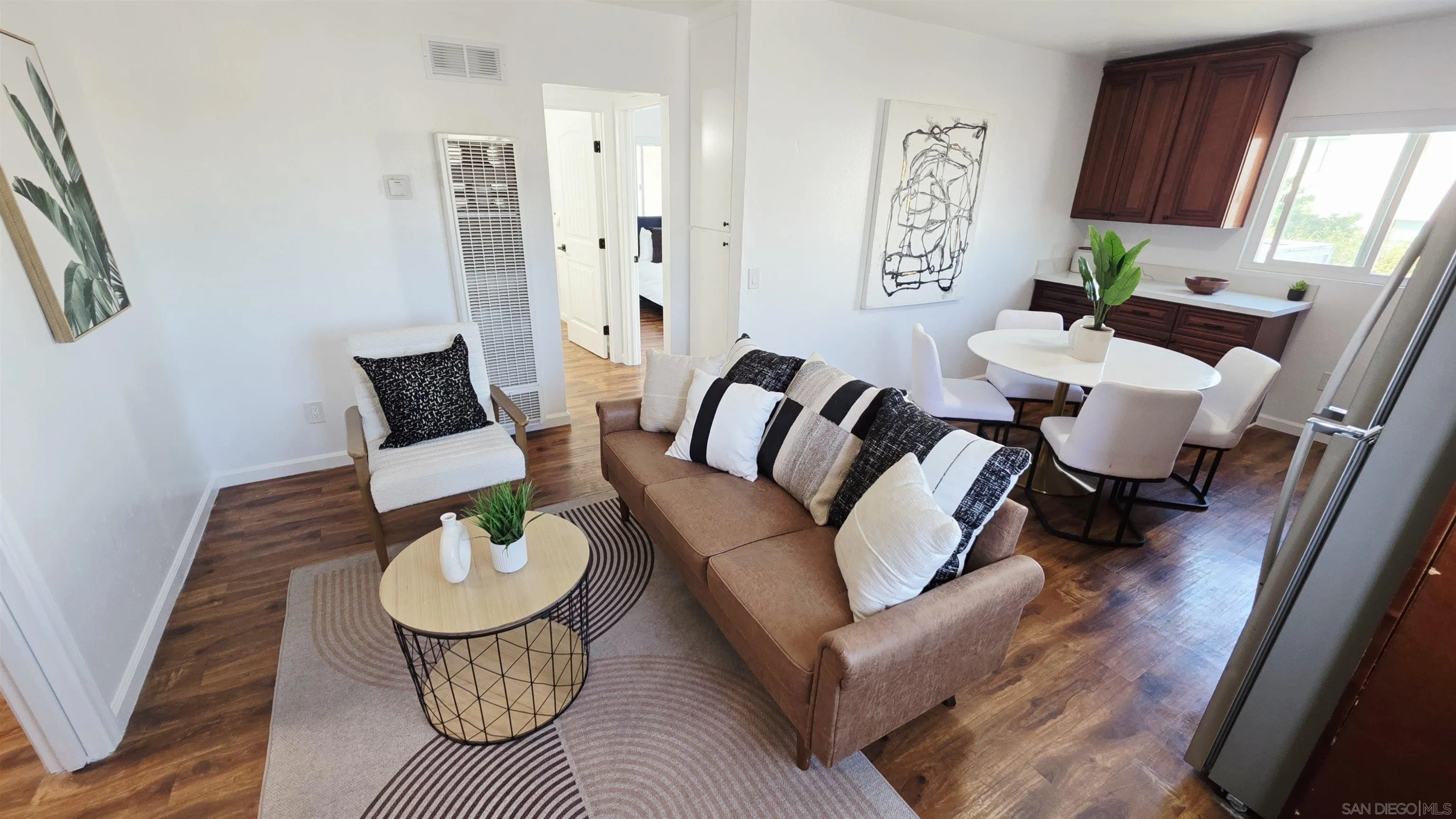 https://cdn.realtyfeed.com/cdn/127/250032598/8ab88497e535268c4b32ac4bb1025c91.webp