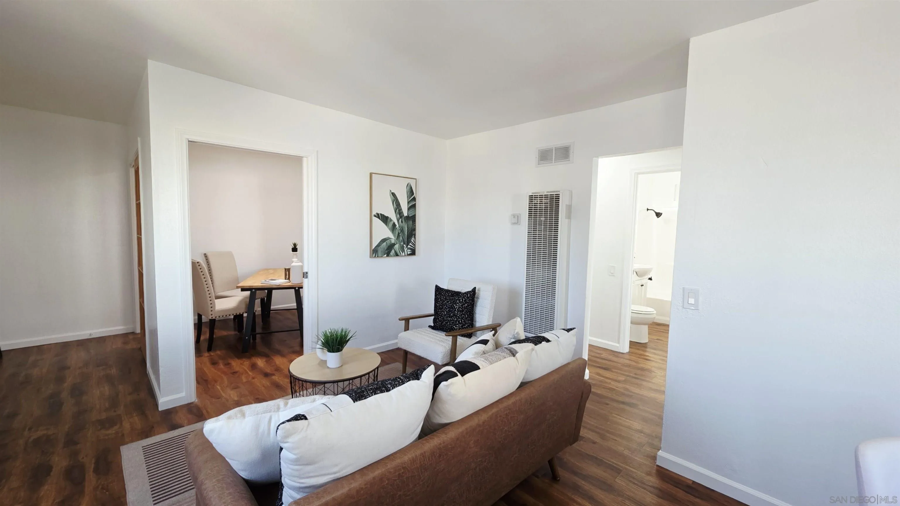 https://cdn.realtyfeed.com/cdn/127/250032598/f1a66b22912fe8958cf291decf14e379.webp