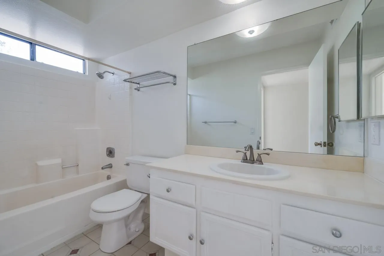 Photo #19: 250032601 Listing: Photo #19