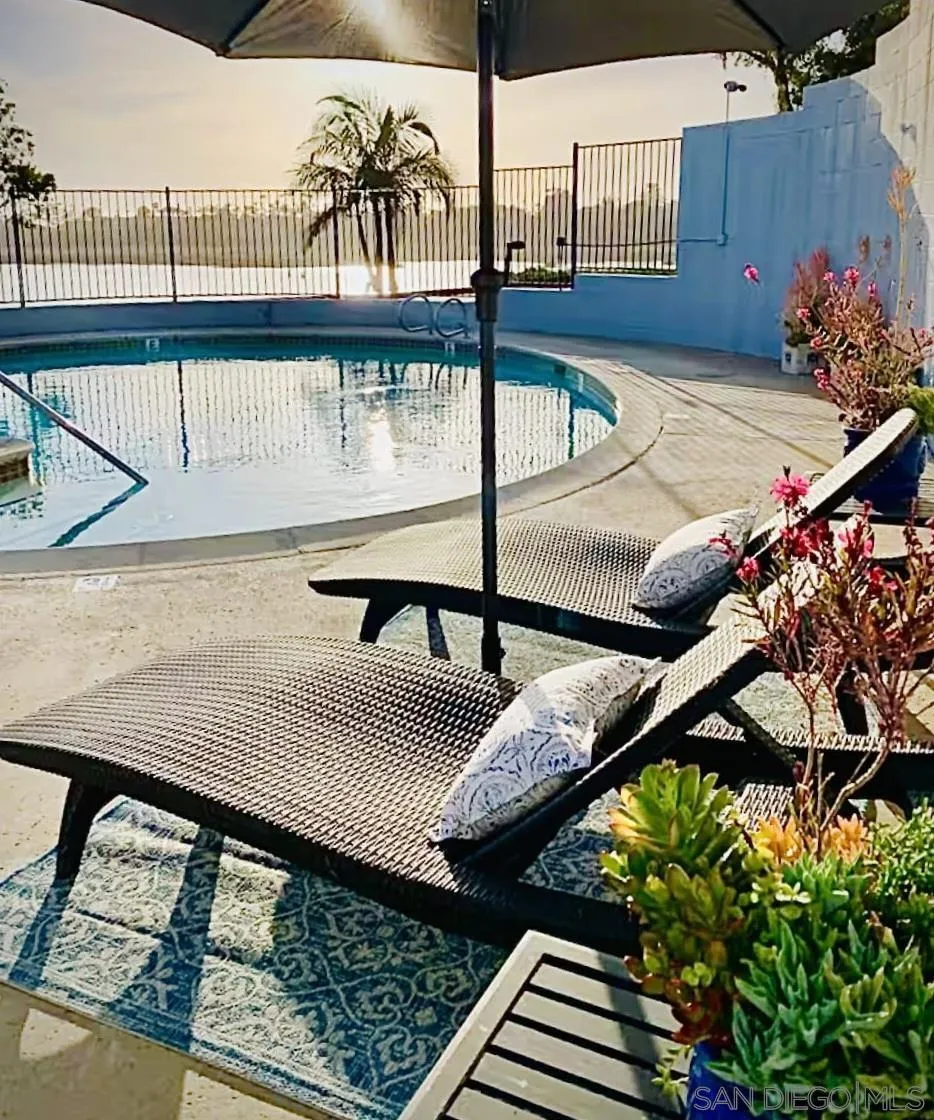 https://cdn.realtyfeed.com/cdn/127/250032606/d68cda8f2d74b42e43ca573dd7efb79c.webp