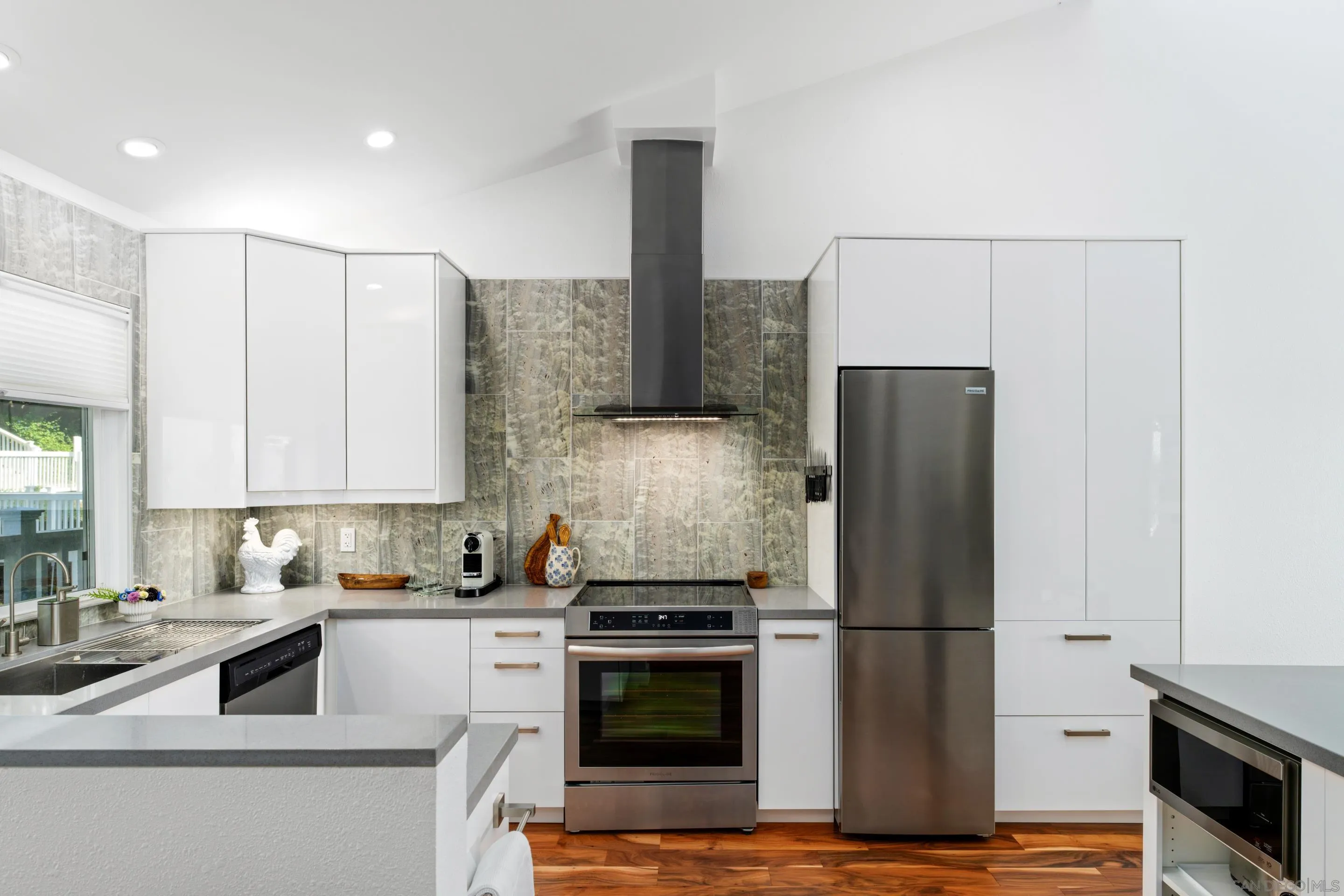 https://cdn.realtyfeed.com/cdn/127/250032606/d7de4a6d11f710a9271737fd99d85c9e.webp