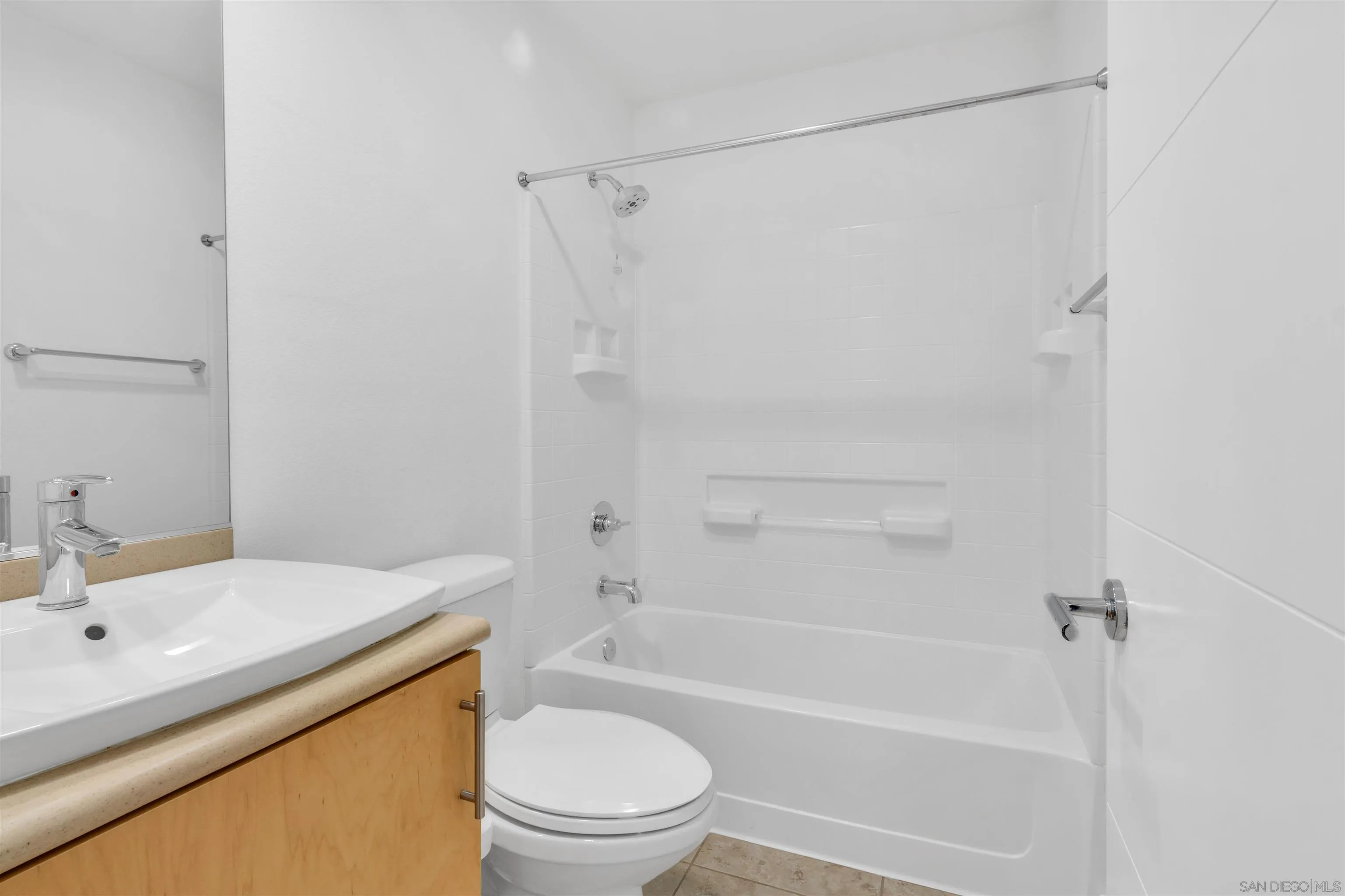 Photo #11: 250032607 Listing: Photo #11