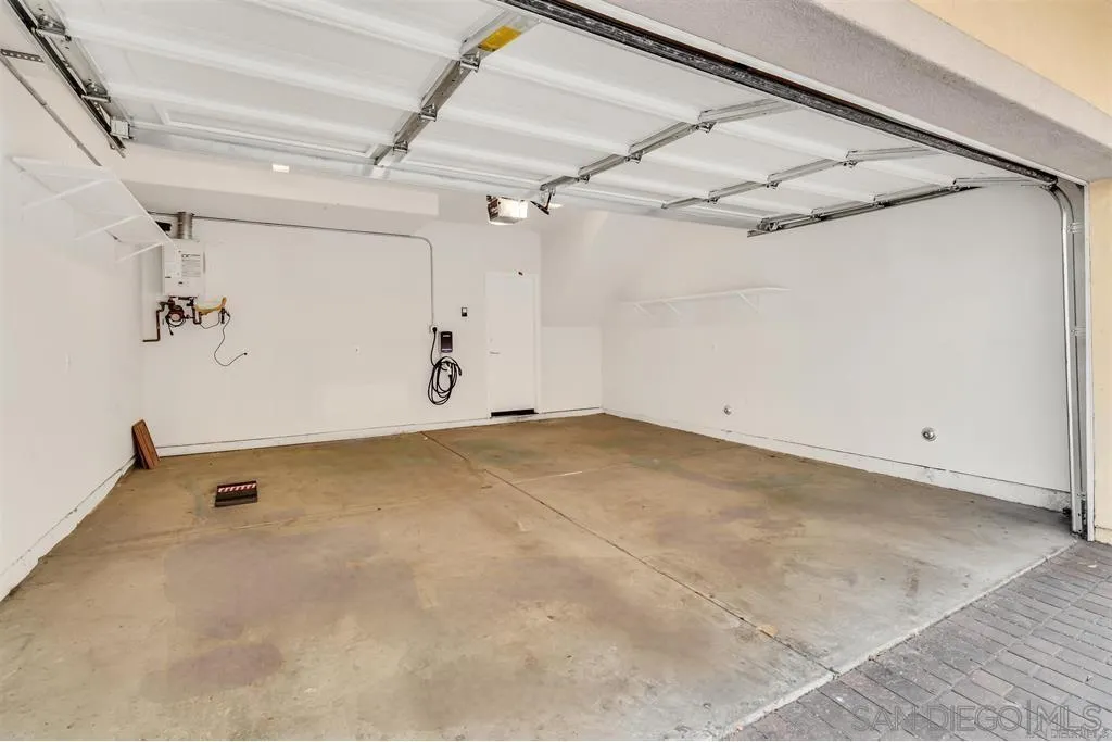 Photo #27: 250032607 Listing: Photo #27