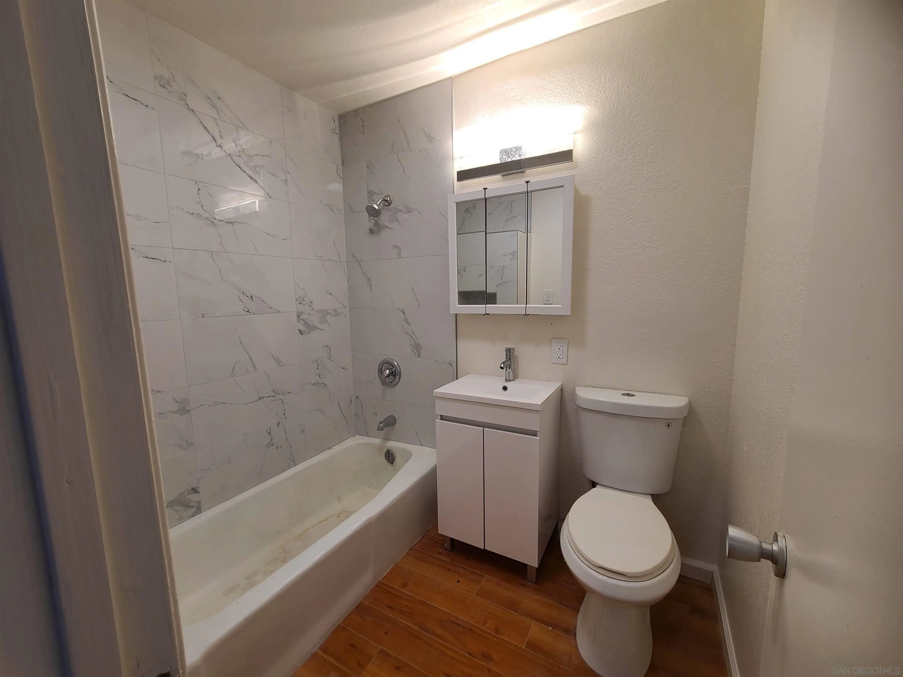 https://cdn.realtyfeed.com/cdn/127/250032672/0ea06444521e1fbc2399bdf9db94fef6.webp