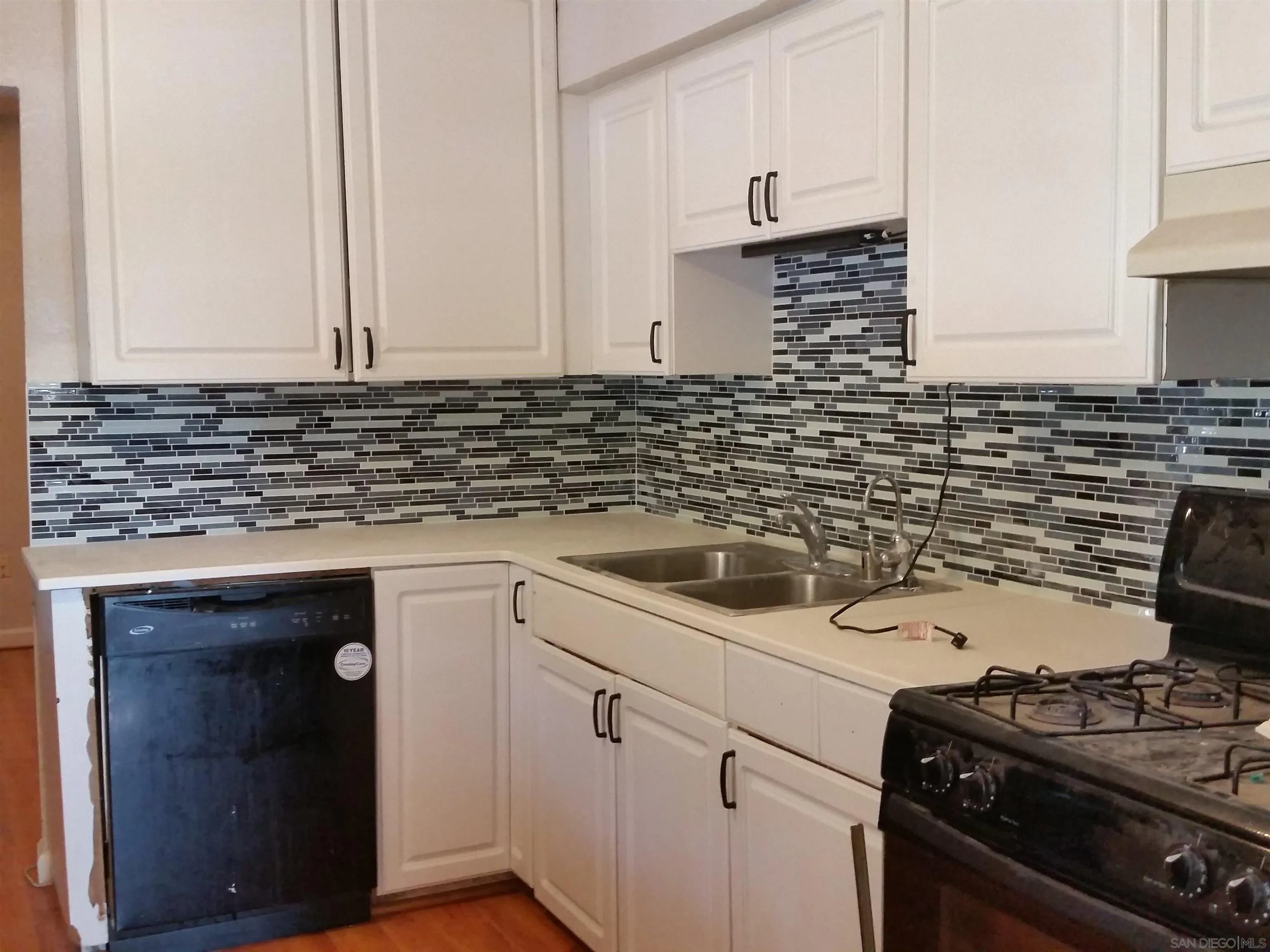 https://cdn.realtyfeed.com/cdn/127/250032672/15f51c8b6af0d8d44a45dbd247f16c5a.webp