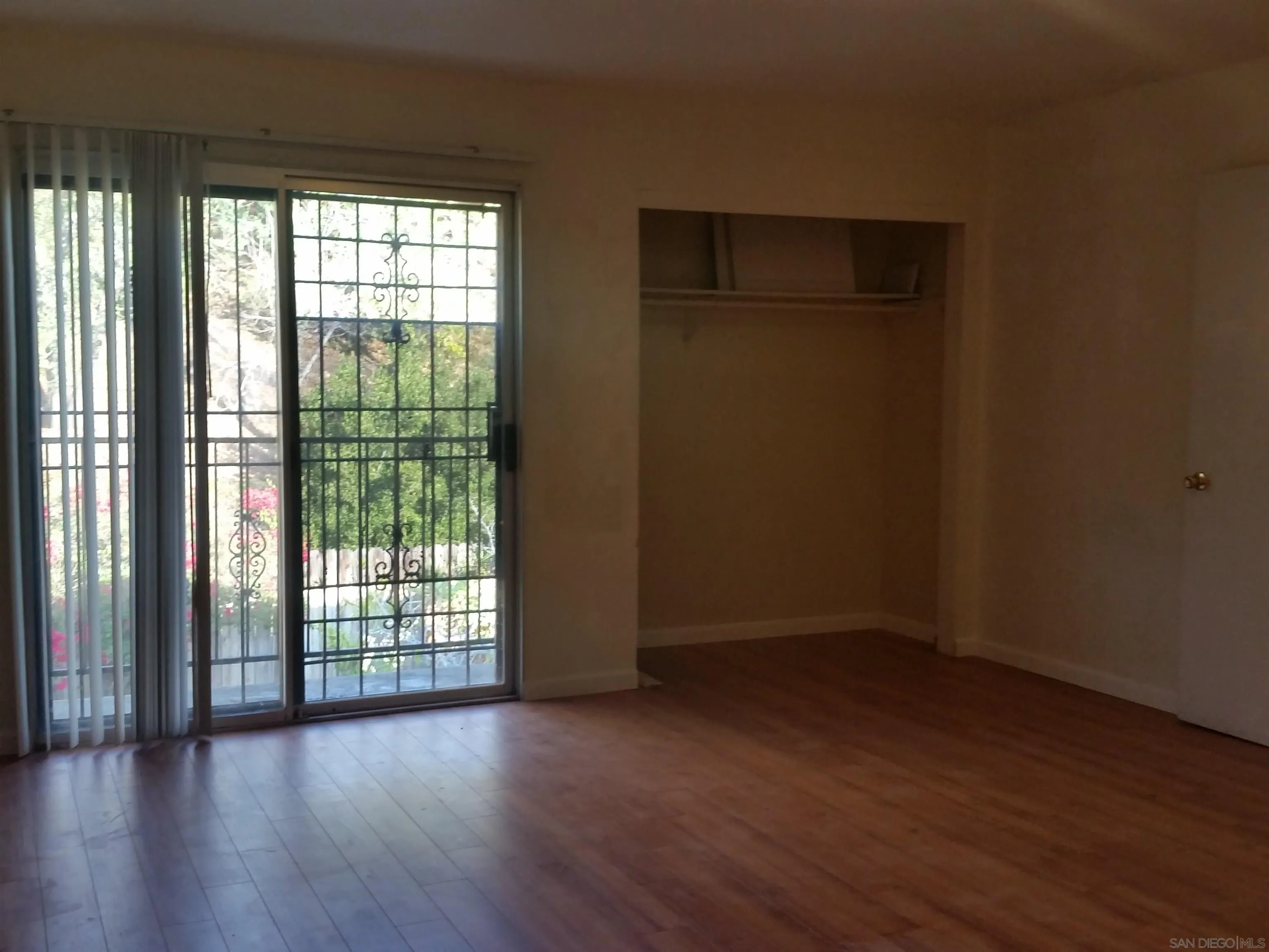 https://cdn.realtyfeed.com/cdn/127/250032672/a7c5cfb9278686042670fc9fd05d2414.webp