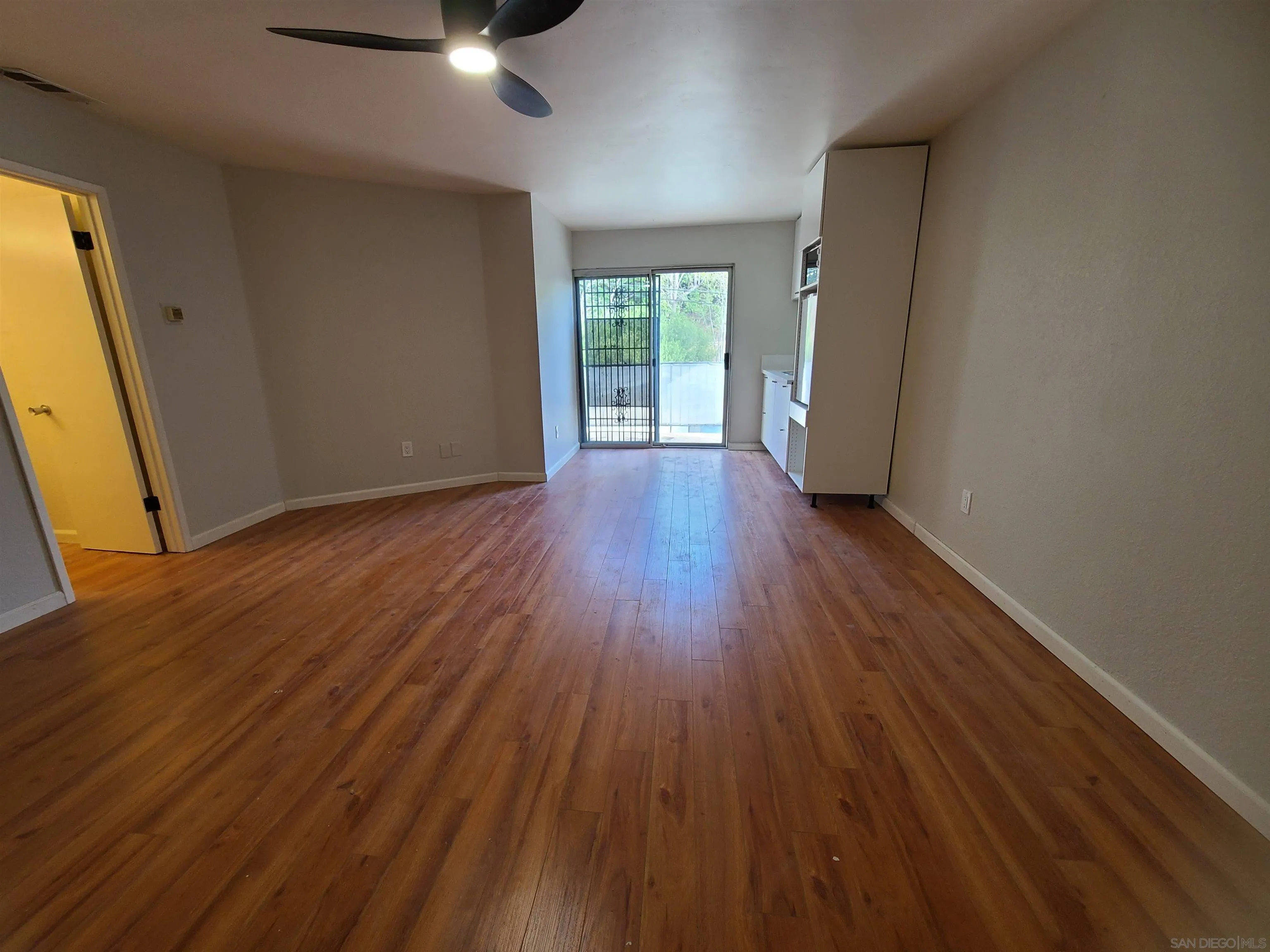 https://cdn.realtyfeed.com/cdn/127/250032672/ea1da88f6f0c75b839351397b84195fb.webp