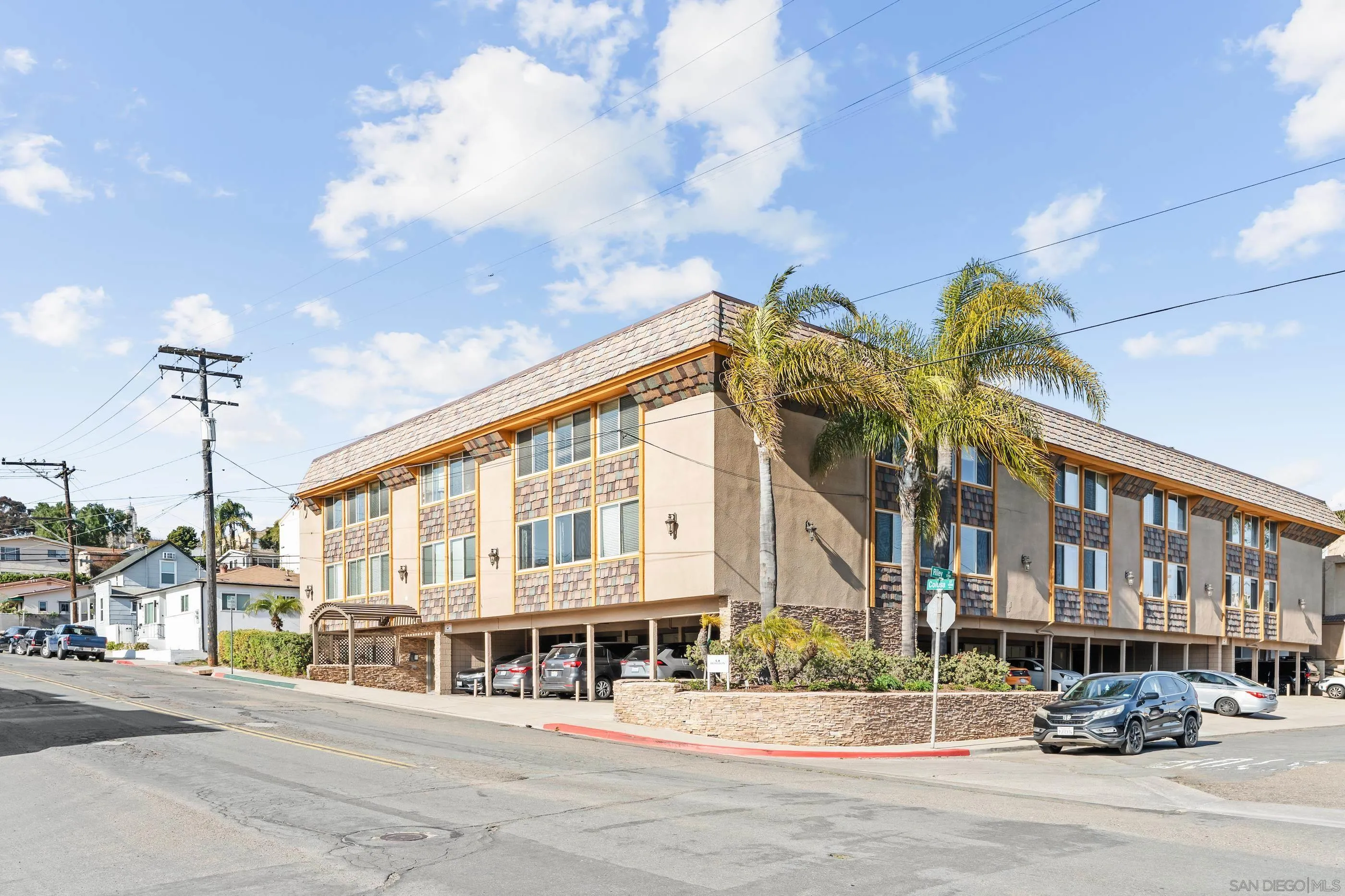 Photo #3: 250032677 Listing 