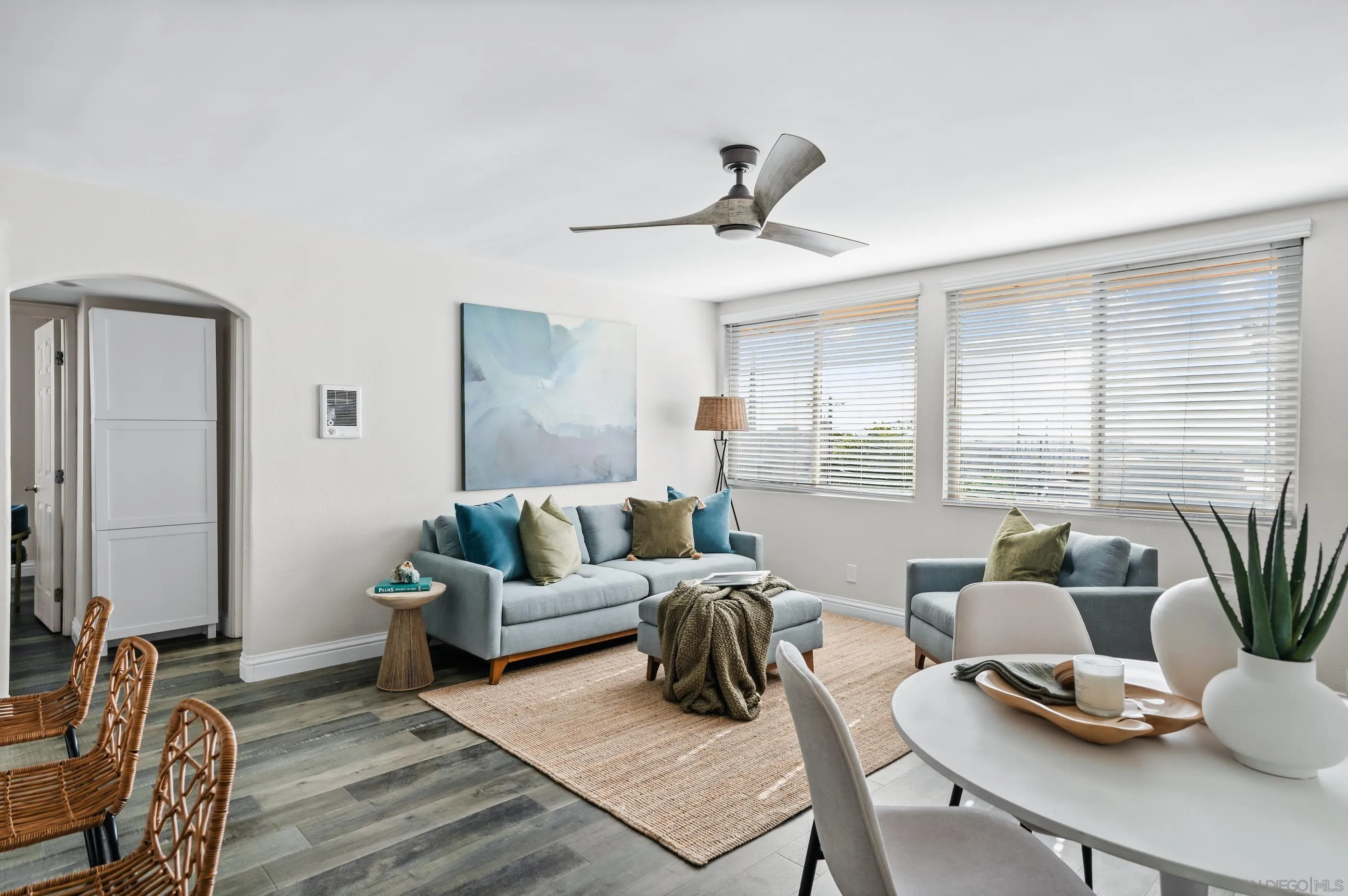 Photo #4: 250032677 Listing 