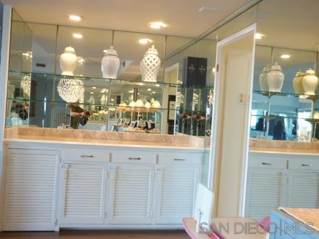 https://cdn.realtyfeed.com/cdn/127/250032722/72b5e2c4aec3816102b7359fc0498520.webp