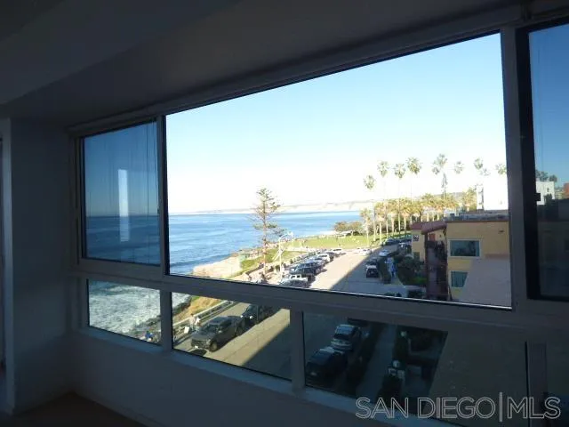 https://cdn.realtyfeed.com/cdn/127/250032722/8dfd8666cdd1e3133b093744a4efd090.webp