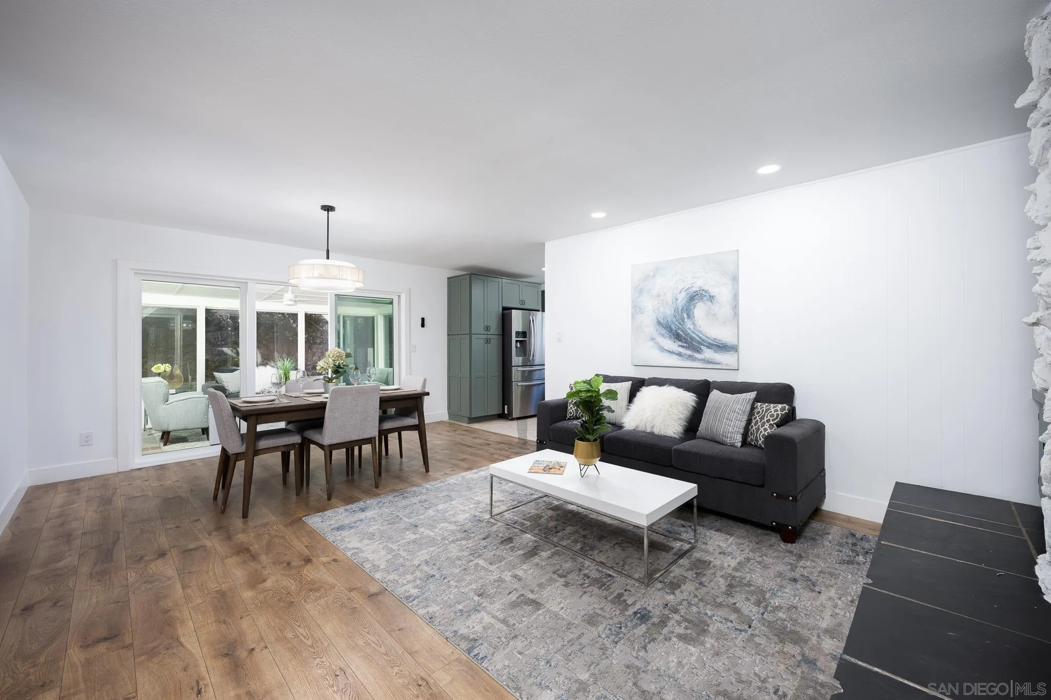 https://cdn.realtyfeed.com/cdn/127/250032744/4f957321efb1c077f250666b371717f1.webp