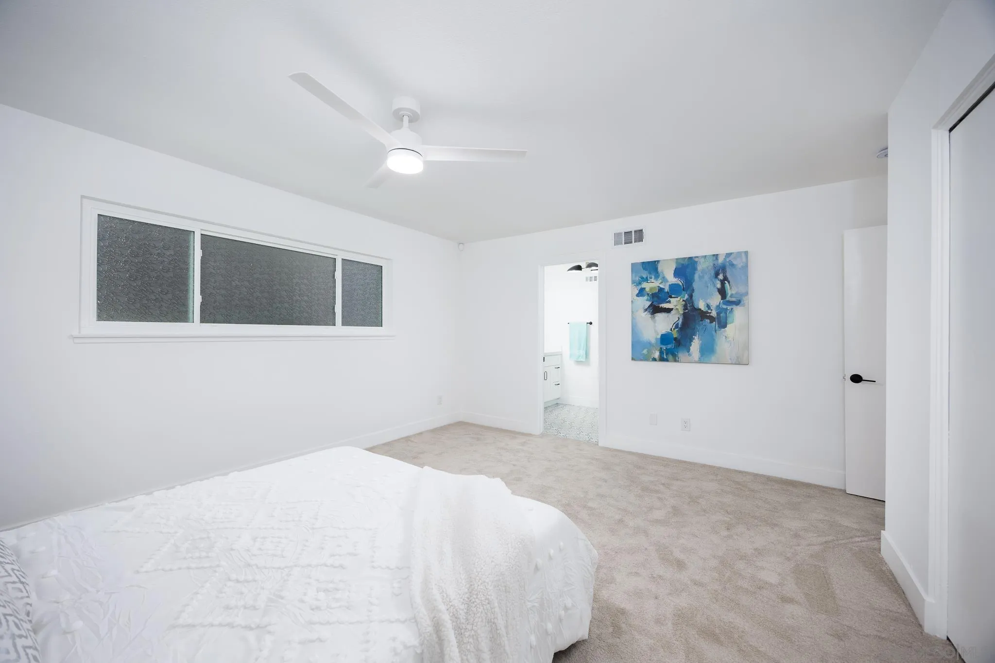 https://cdn.realtyfeed.com/cdn/127/250032744/bfd55eac60ddef3093bc5c62cf8555f9.webp