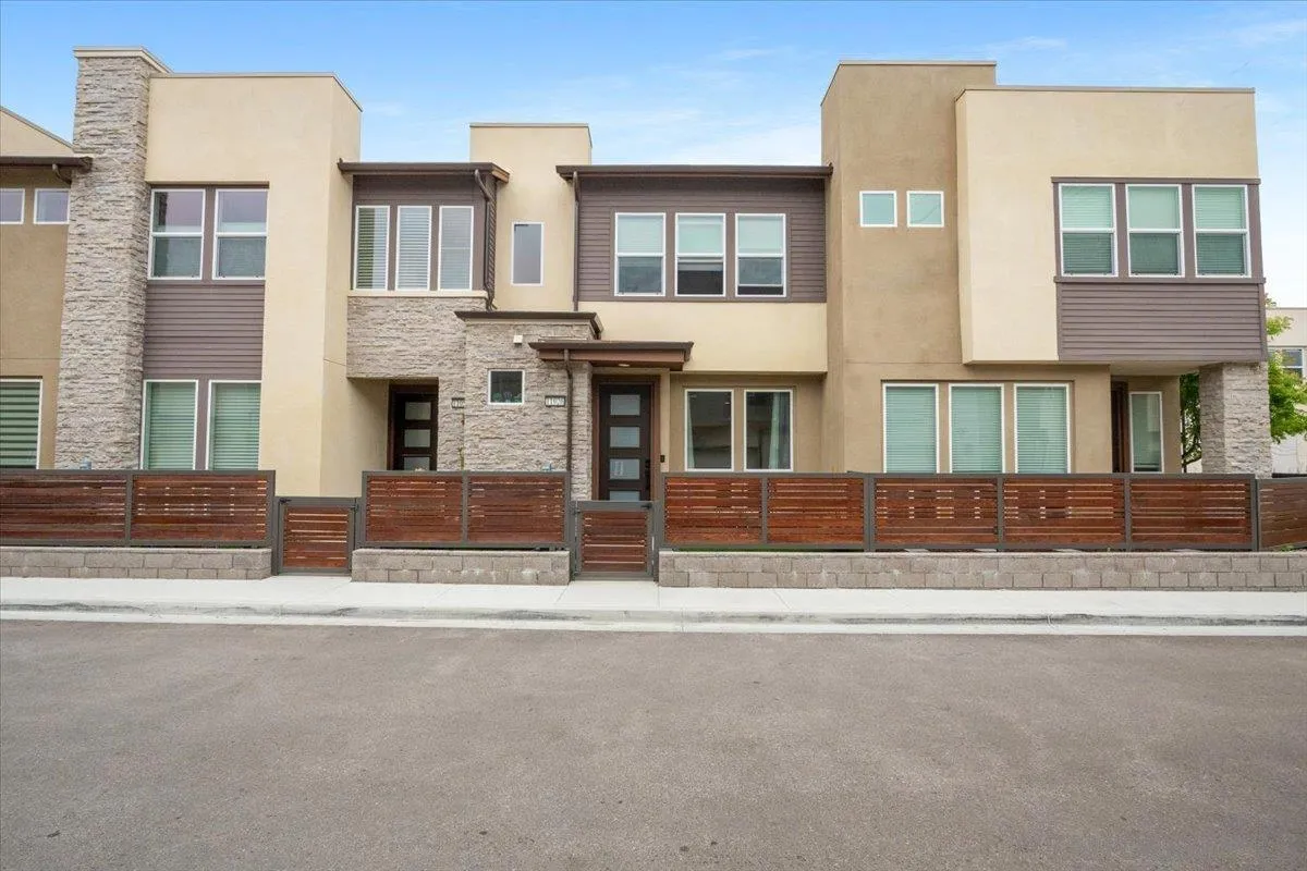Photo #4: 250032763 Listing 