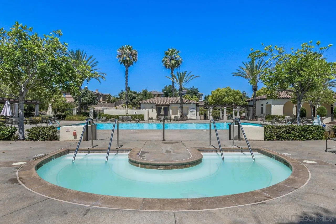 https://cdn.realtyfeed.com/cdn/127/250032769/1eda8afd772a5e4b46f8e916158582a7.webp