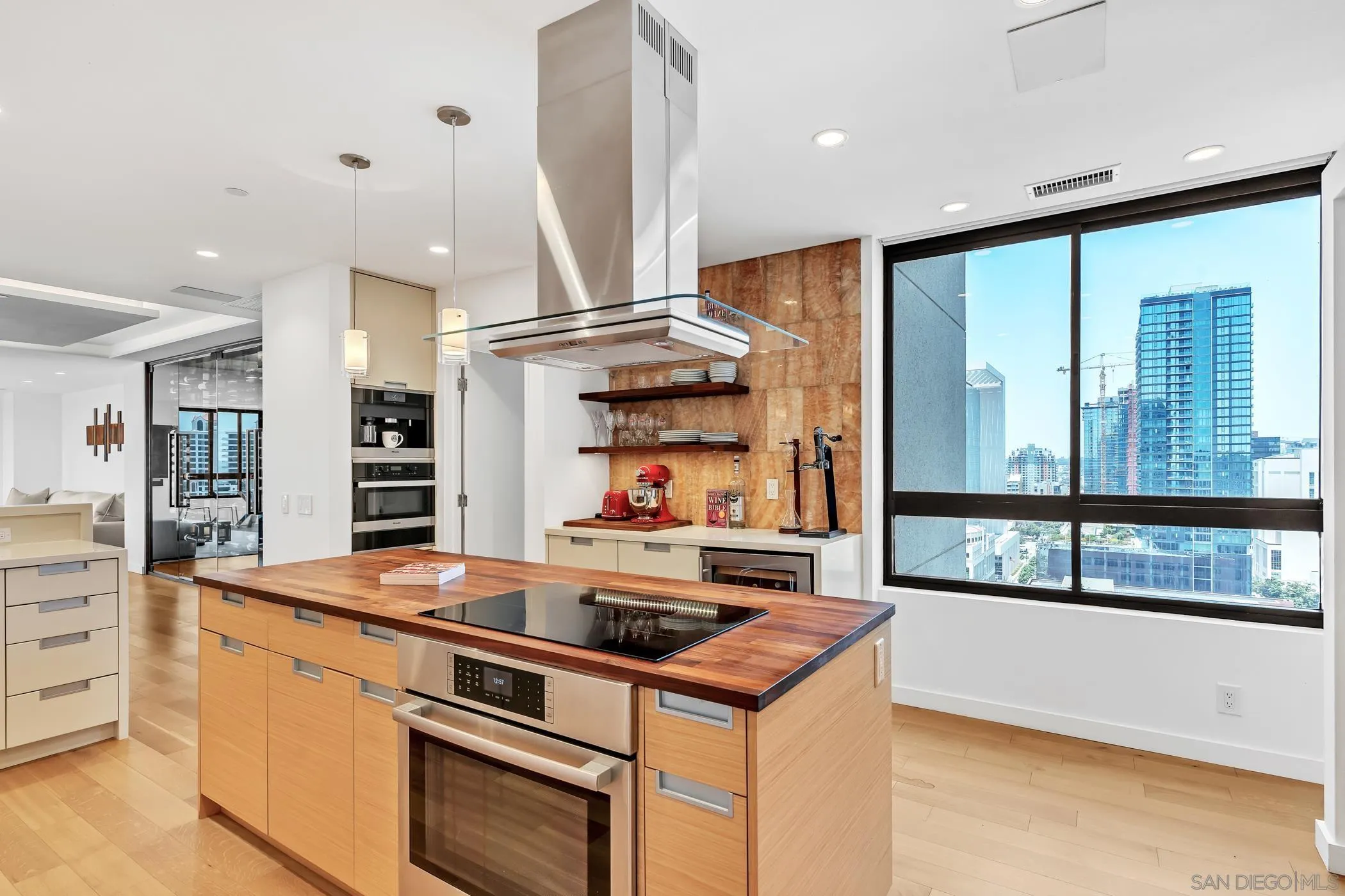 Photo #6: 250032782 Listing 