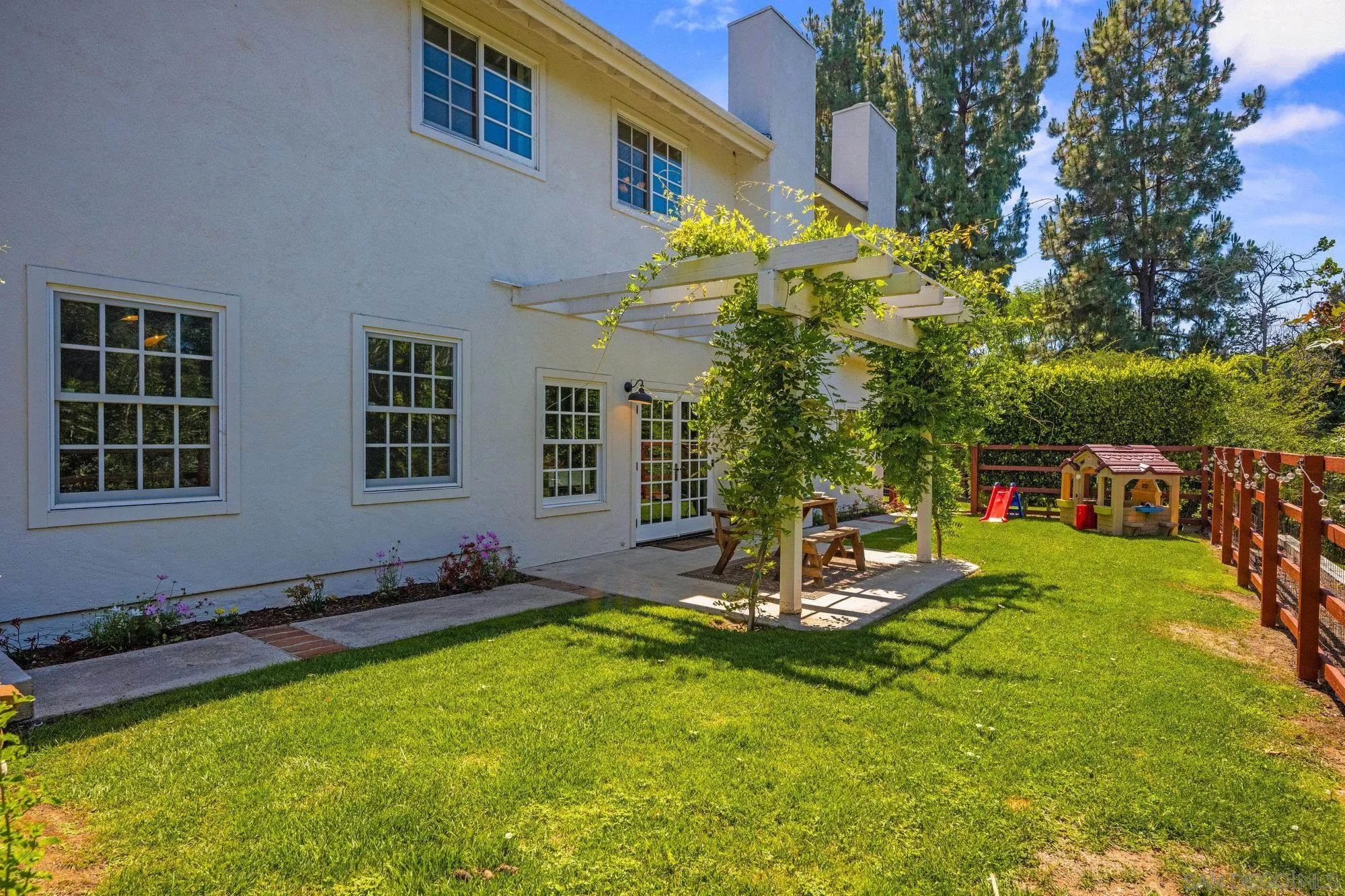 https://cdn.realtyfeed.com/cdn/127/250032783/715d1246bbb2839560d50e96cfecdaf1.webp