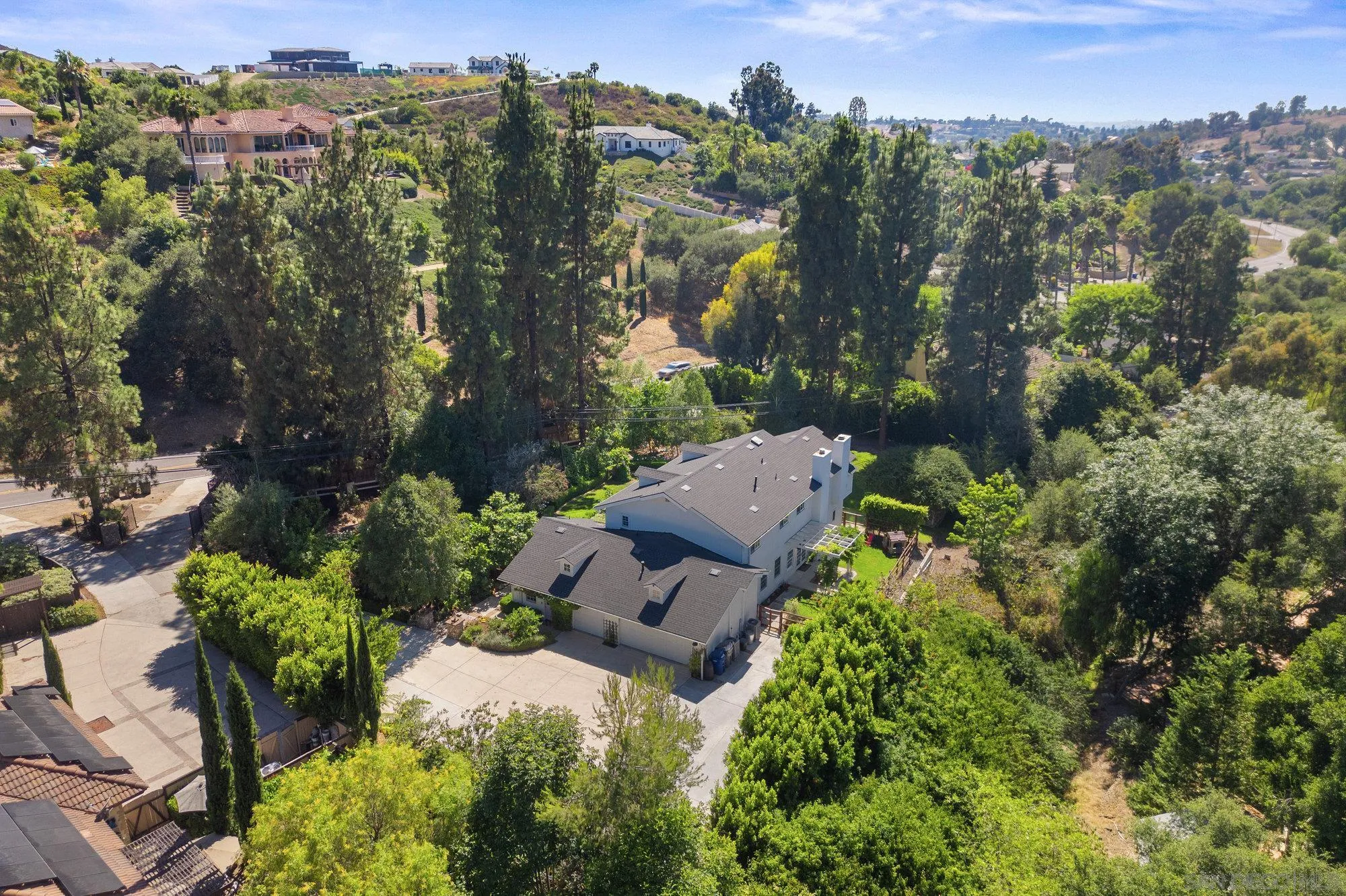 https://cdn.realtyfeed.com/cdn/127/250032783/b7ae60bb84b43cfdbebcd1821b8d03e6.webp