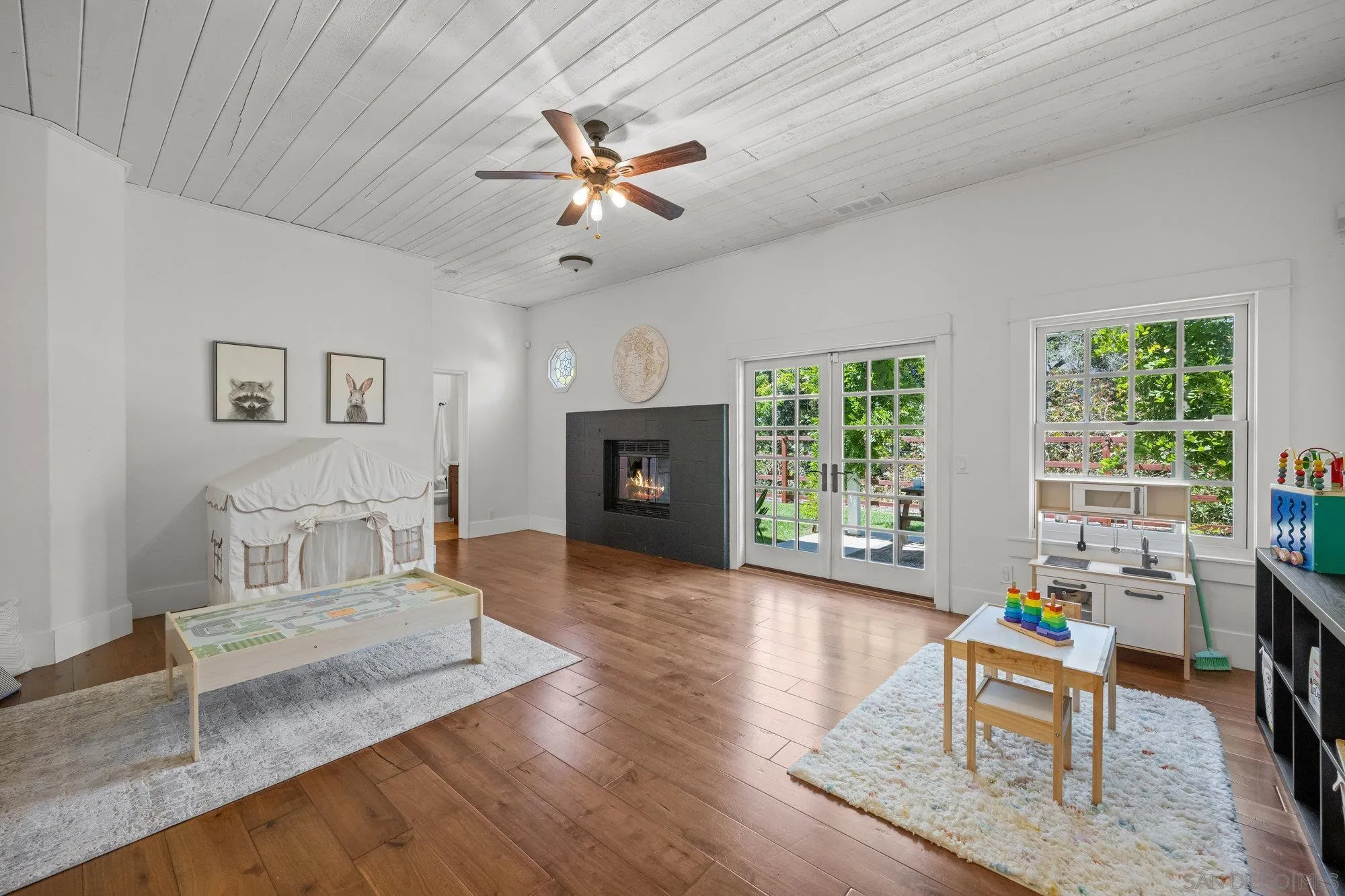 https://cdn.realtyfeed.com/cdn/127/250032783/cba1c1087ba0e56a5688dae966fb2303.webp