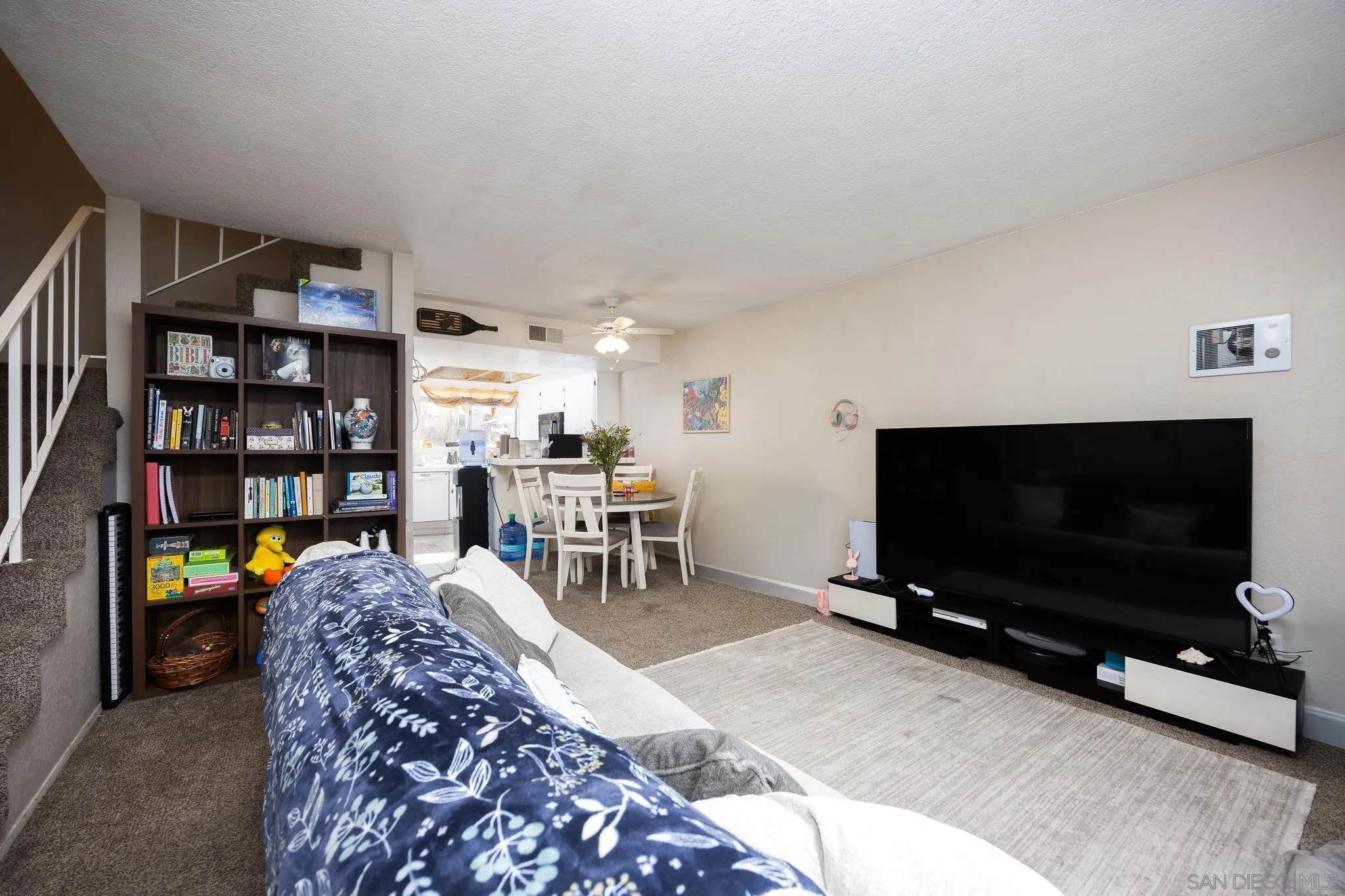 https://cdn.realtyfeed.com/cdn/127/250032795/06fa8edee87748d6c035876a7c6516b1.webp