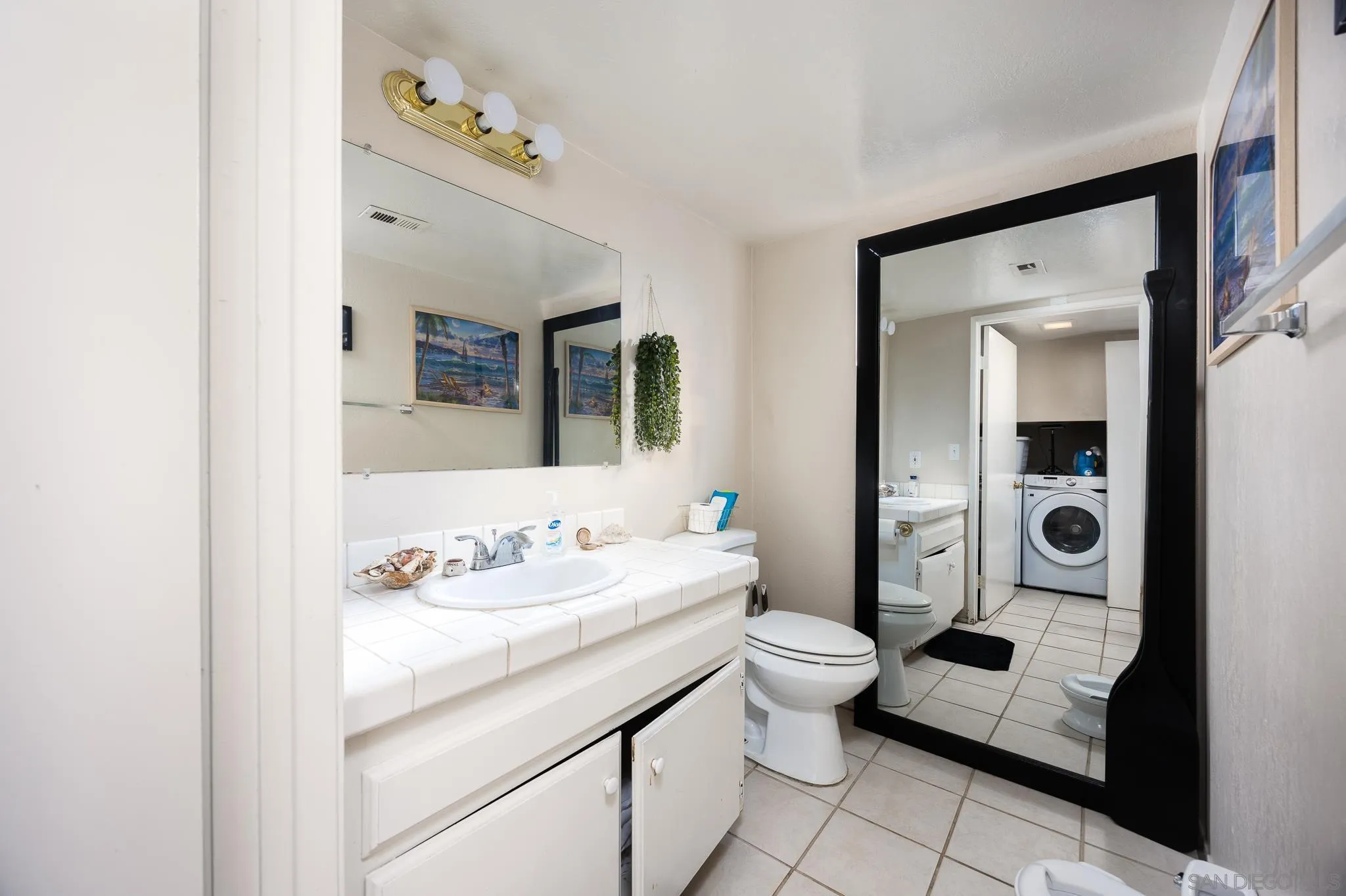 https://cdn.realtyfeed.com/cdn/127/250032795/33040989aae571b21846bf82c72f2879.webp