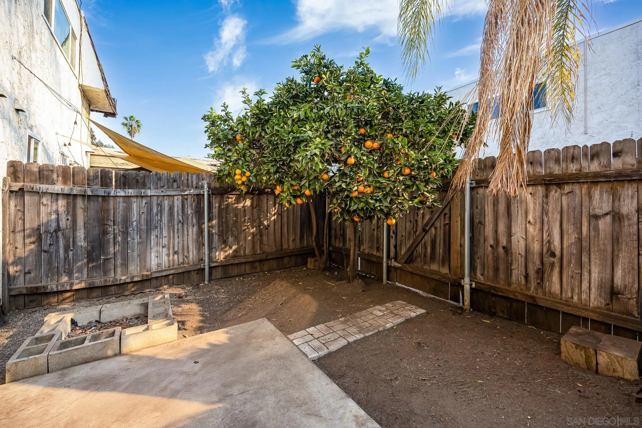 https://cdn.realtyfeed.com/cdn/127/250032795/fc248ad27332b481aeffbe3a427ca8a4.webp
