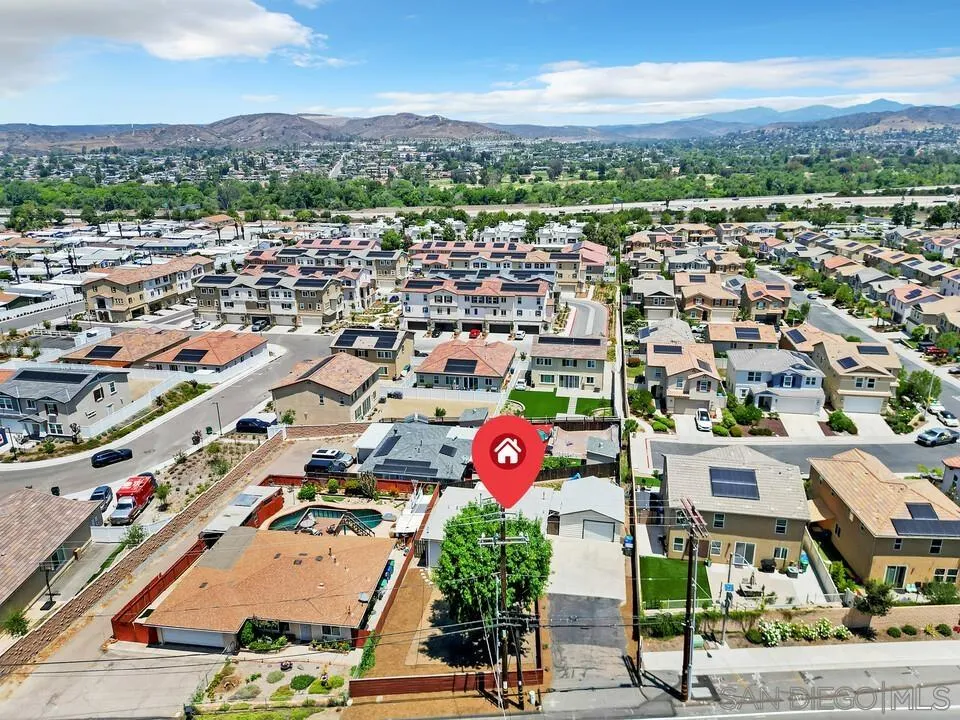 https://cdn.realtyfeed.com/cdn/127/250032798/9b1a076be531a1934a377c1a9b193d0f.webp