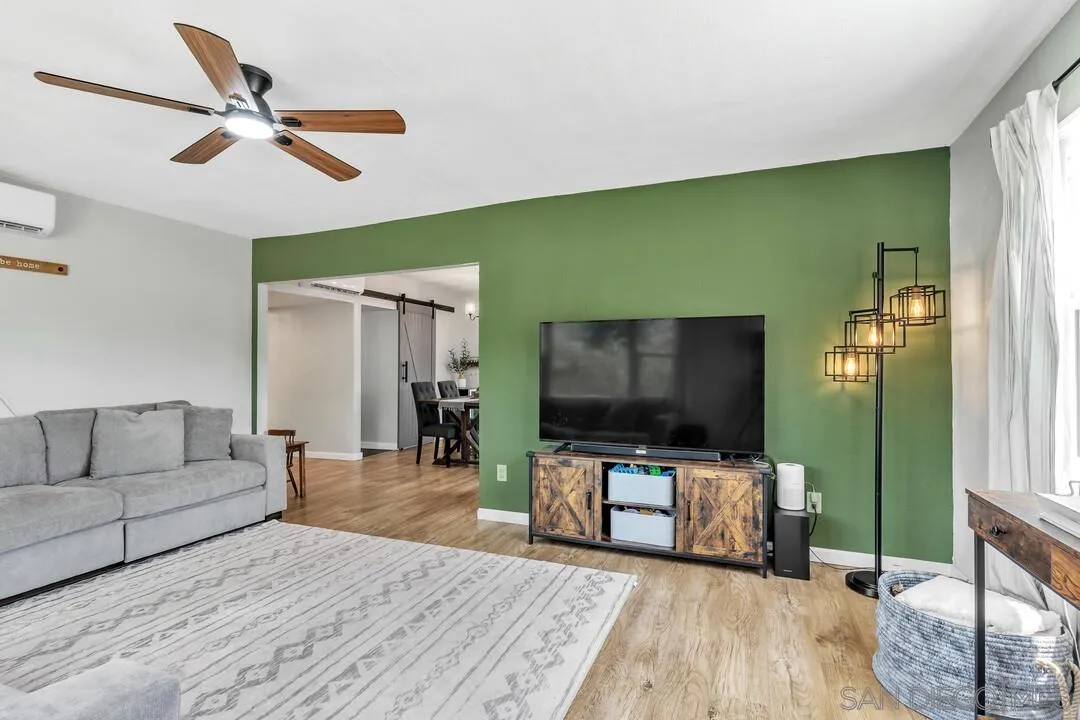 https://cdn.realtyfeed.com/cdn/127/250032798/f7f49db063eb3b7ec04f371f4d0411d2.webp