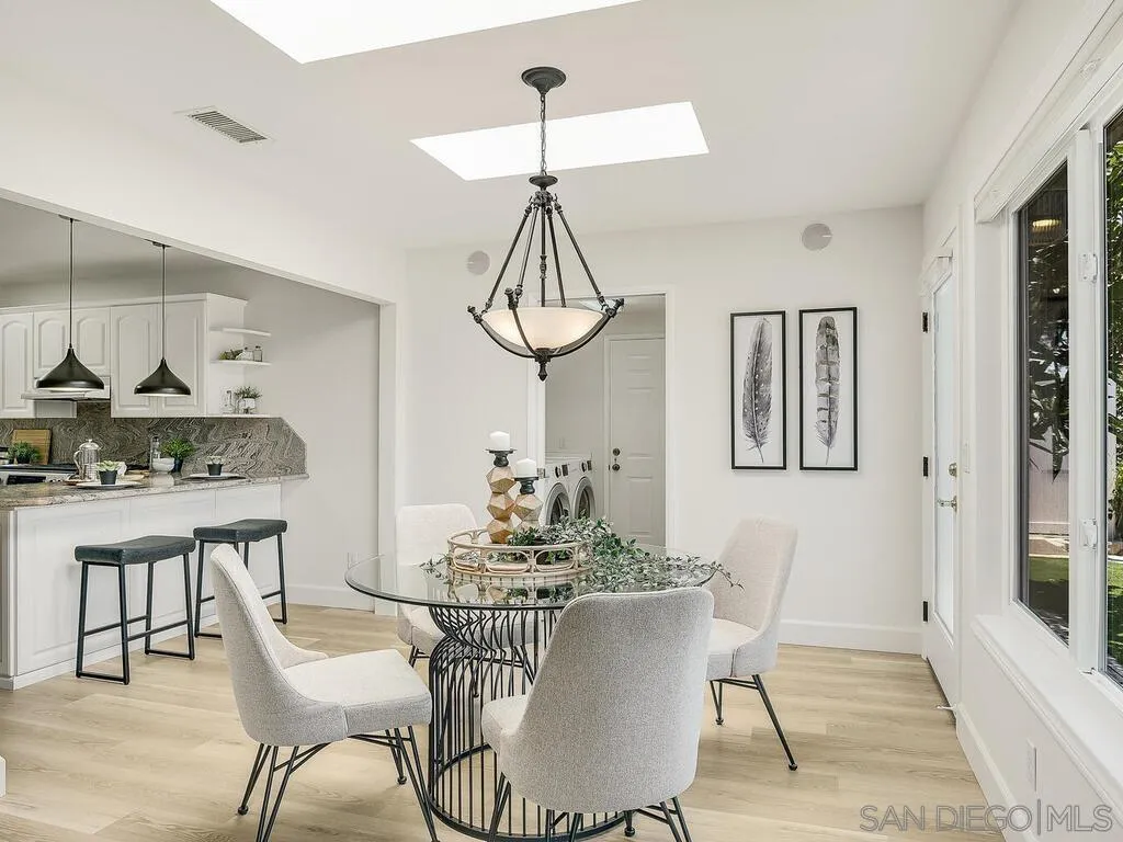 https://cdn.realtyfeed.com/cdn/127/250032818/d9e4bc75f2549f0e3603767c0be16978.webp
