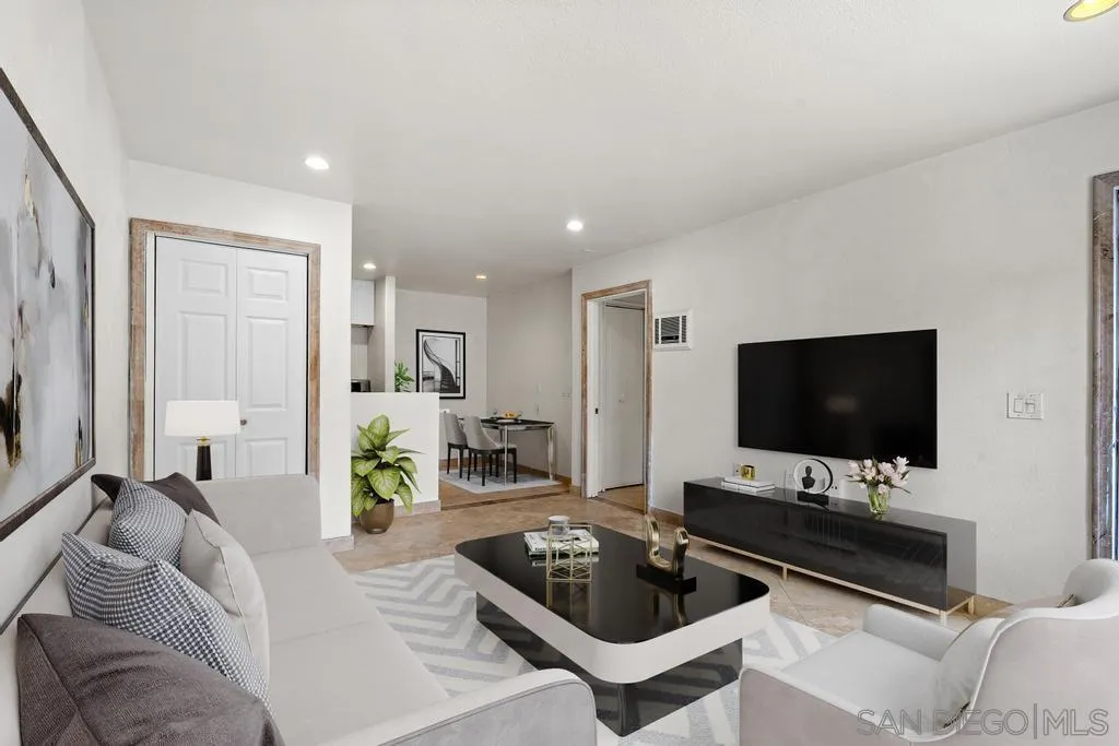 More Details about MLS # 250032824 : 6690 UNIVERSITY AVE