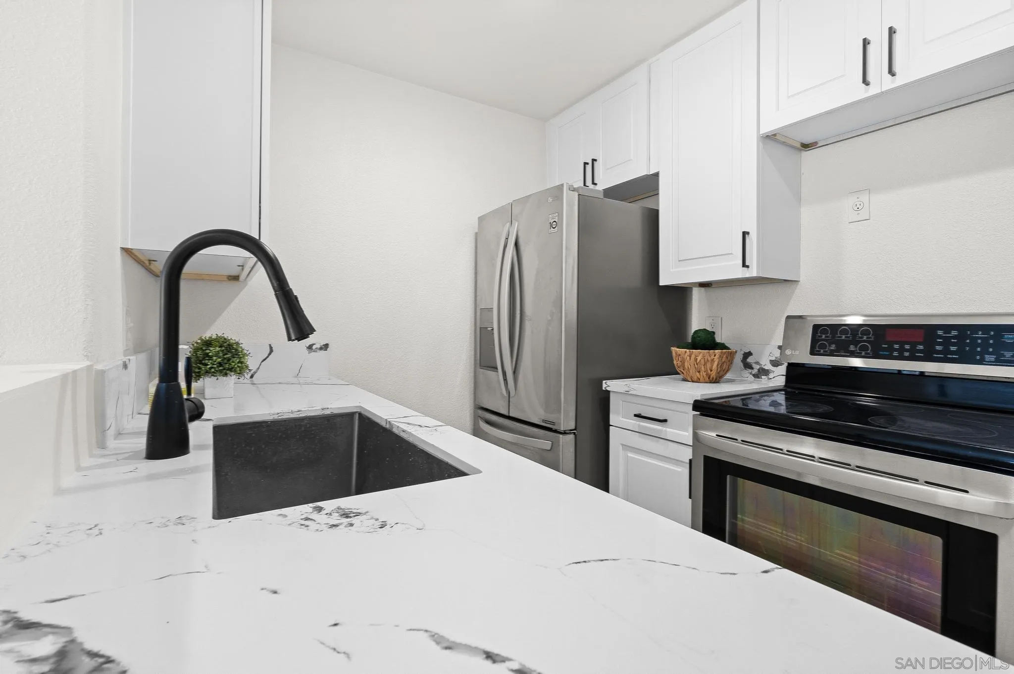 Photo #5: 250032824 Listing 