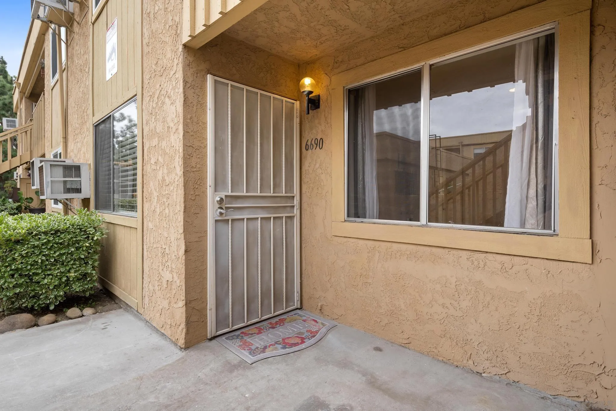 Photo #2: 250032824 Listing 