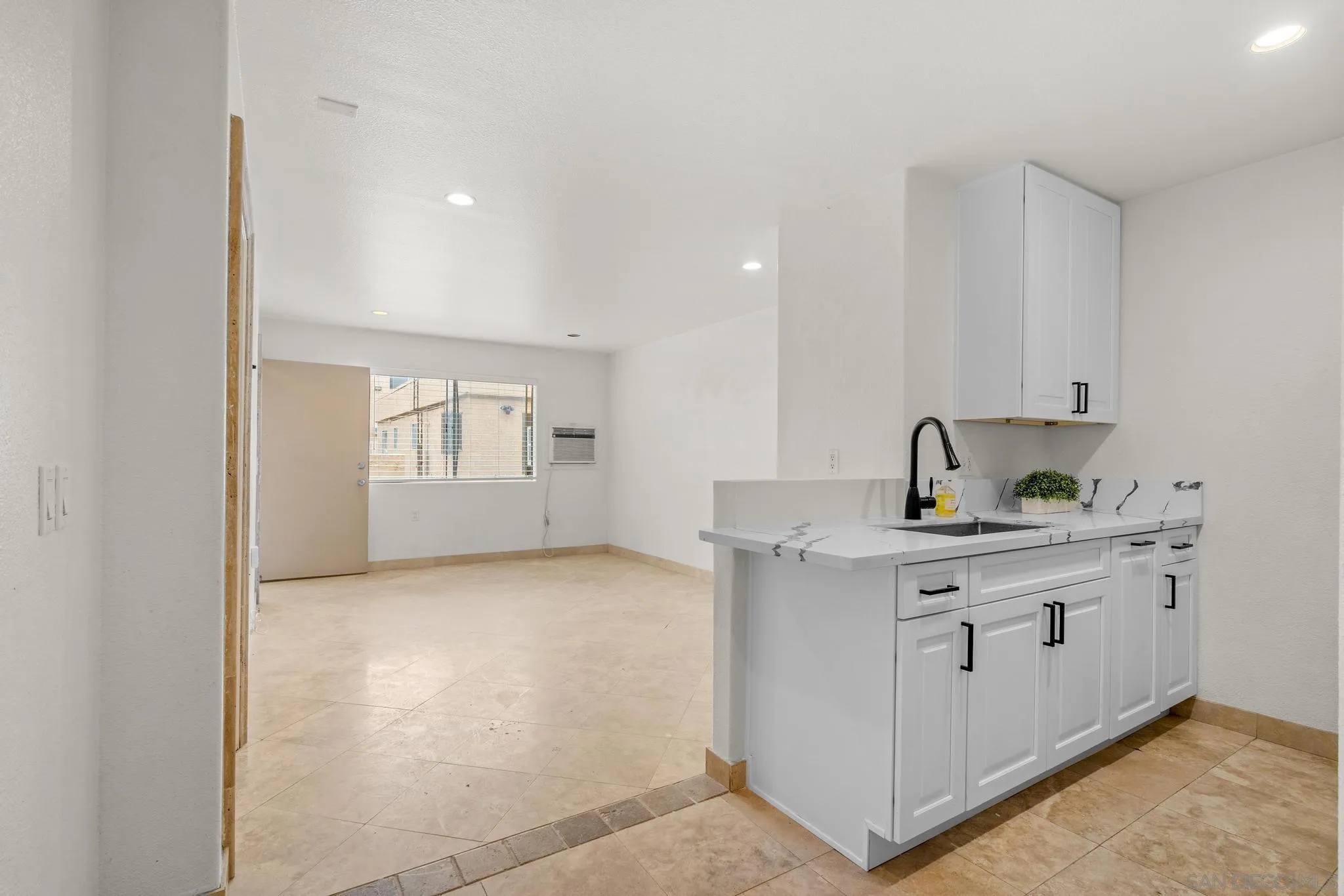 Photo #7: 250032824 Listing: Photo #7