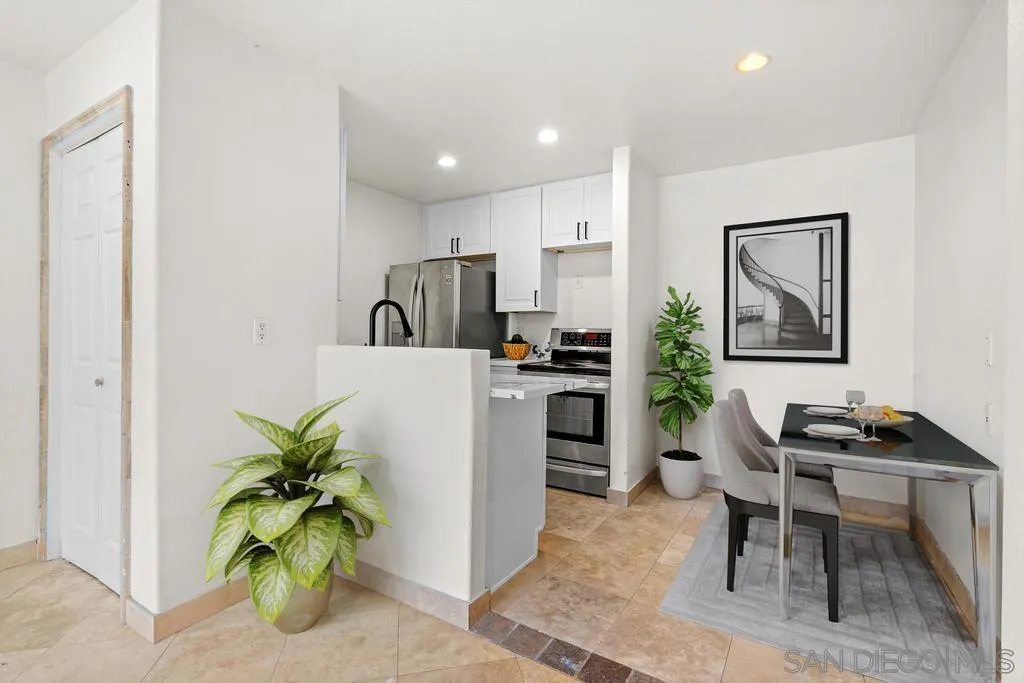 Photo #4: 250032824 Listing 